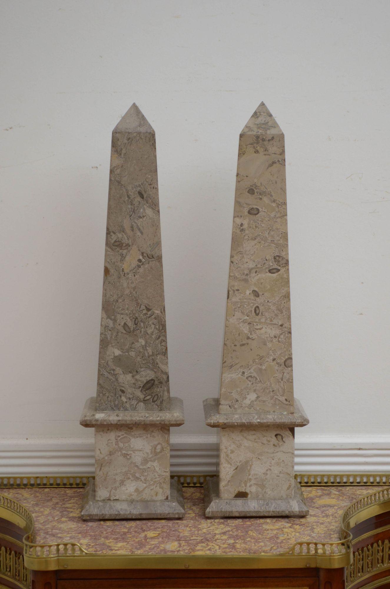 Pair of Fossilised Marble Obelisks In Good Condition In Whaley Bridge, GB