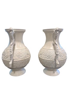 Pair of found dragon urns