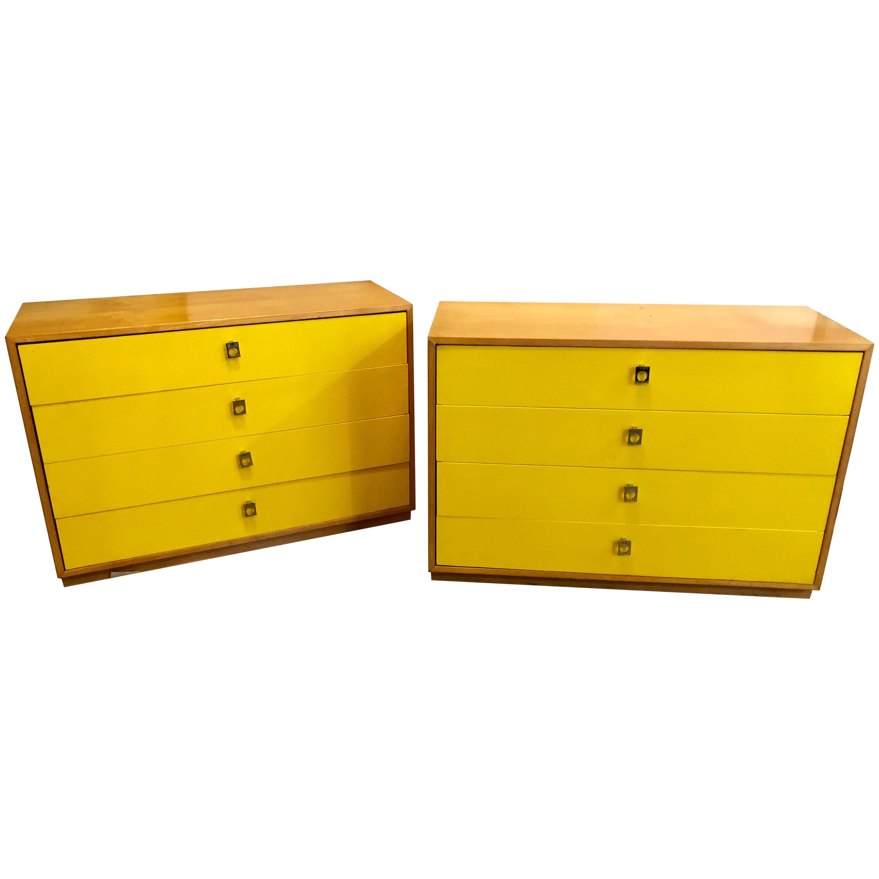 Pair of Founders Mid-Century Modern Bachelors Chests or Nightstands or Commodes