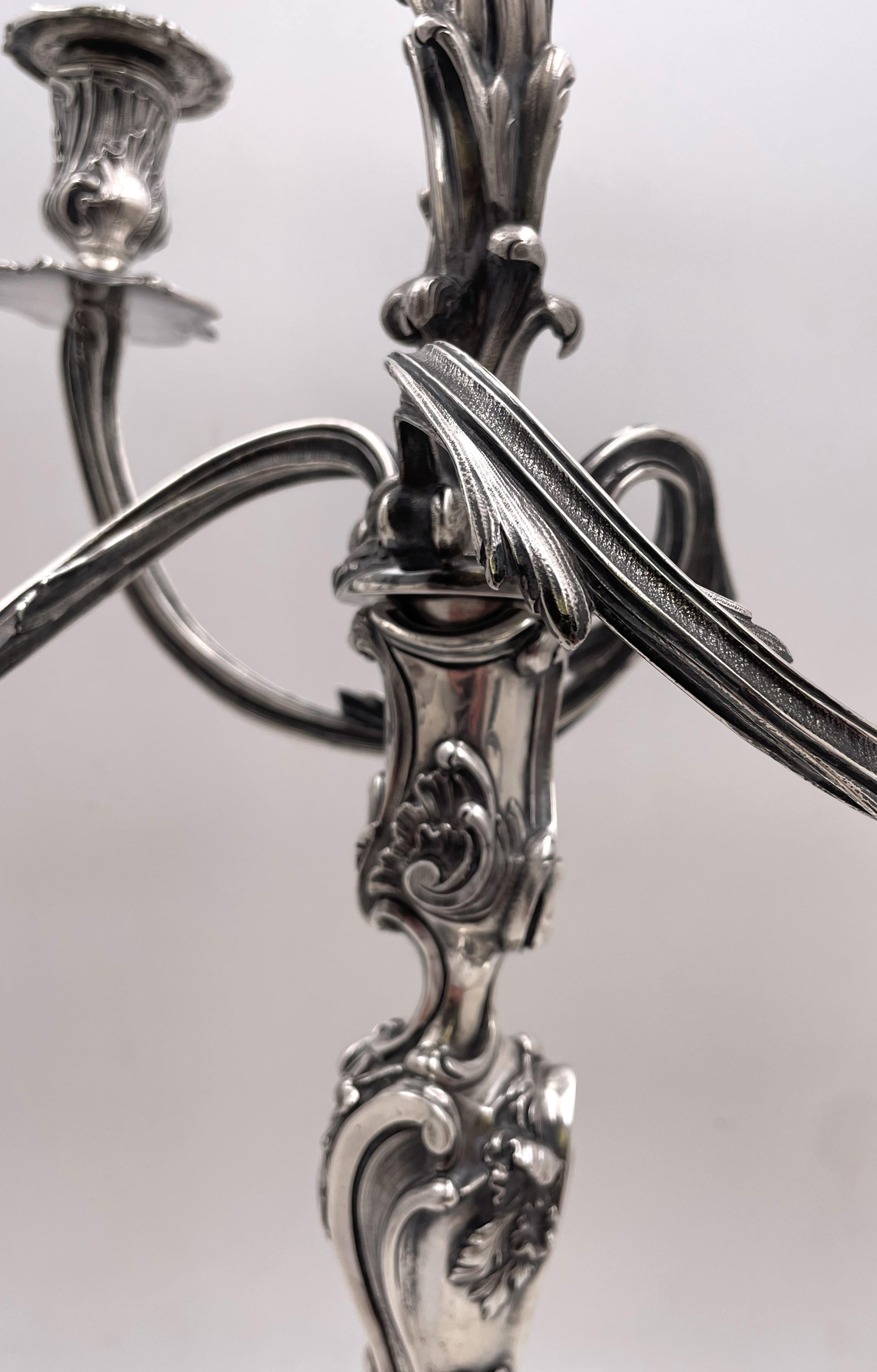 Paar französische Fouquet-Gueudet-Kandelaber aus Sterlingsilber mit 4 Lichtern, um 1865 im Angebot 1