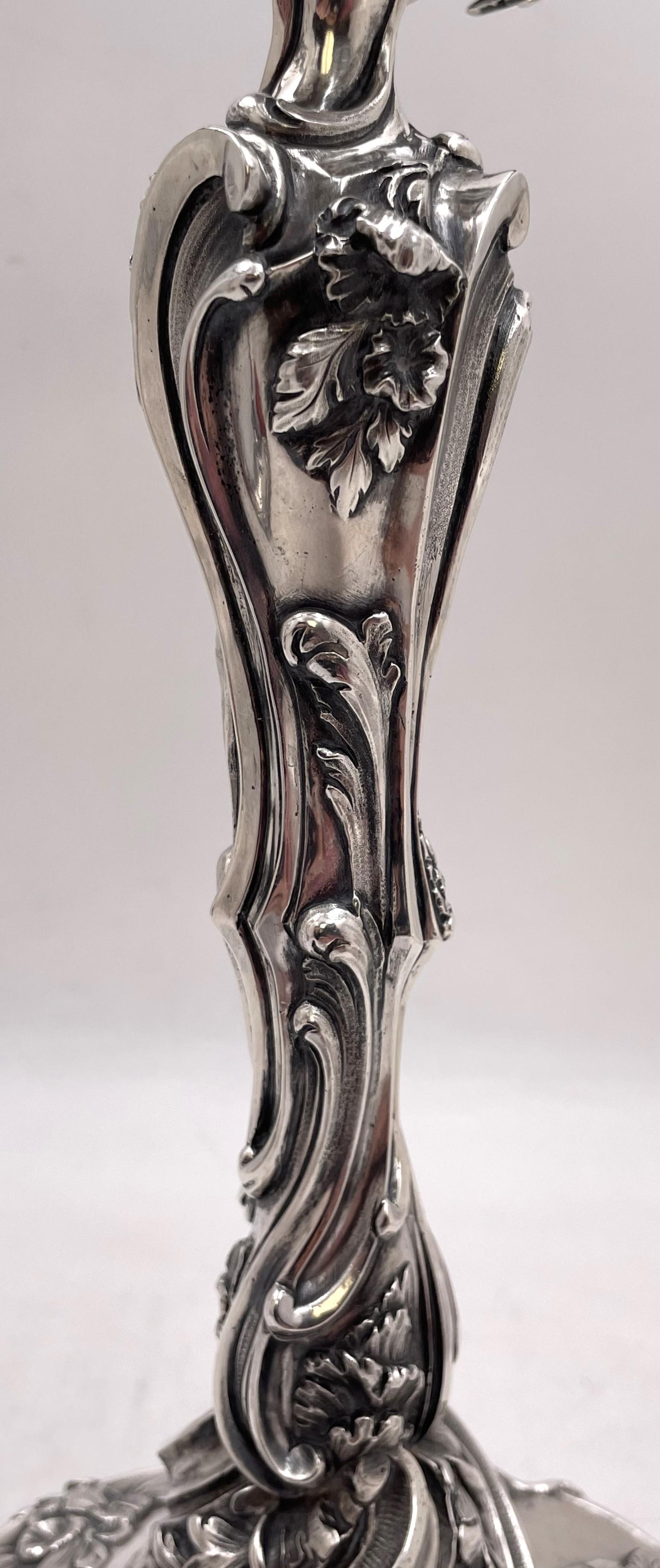 Paar französische Fouquet-Gueudet-Kandelaber aus Sterlingsilber mit 4 Lichtern, um 1865 im Angebot 2