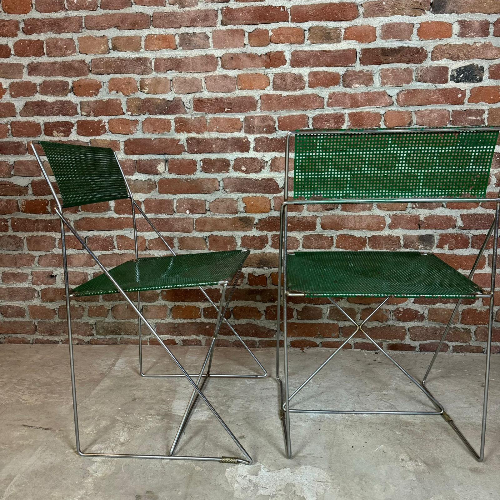 Pareja de cuatro sillas X-Line, Niels Jørgen Haugesen para Magis, Italia, 1977 Moderno de mediados de siglo en venta