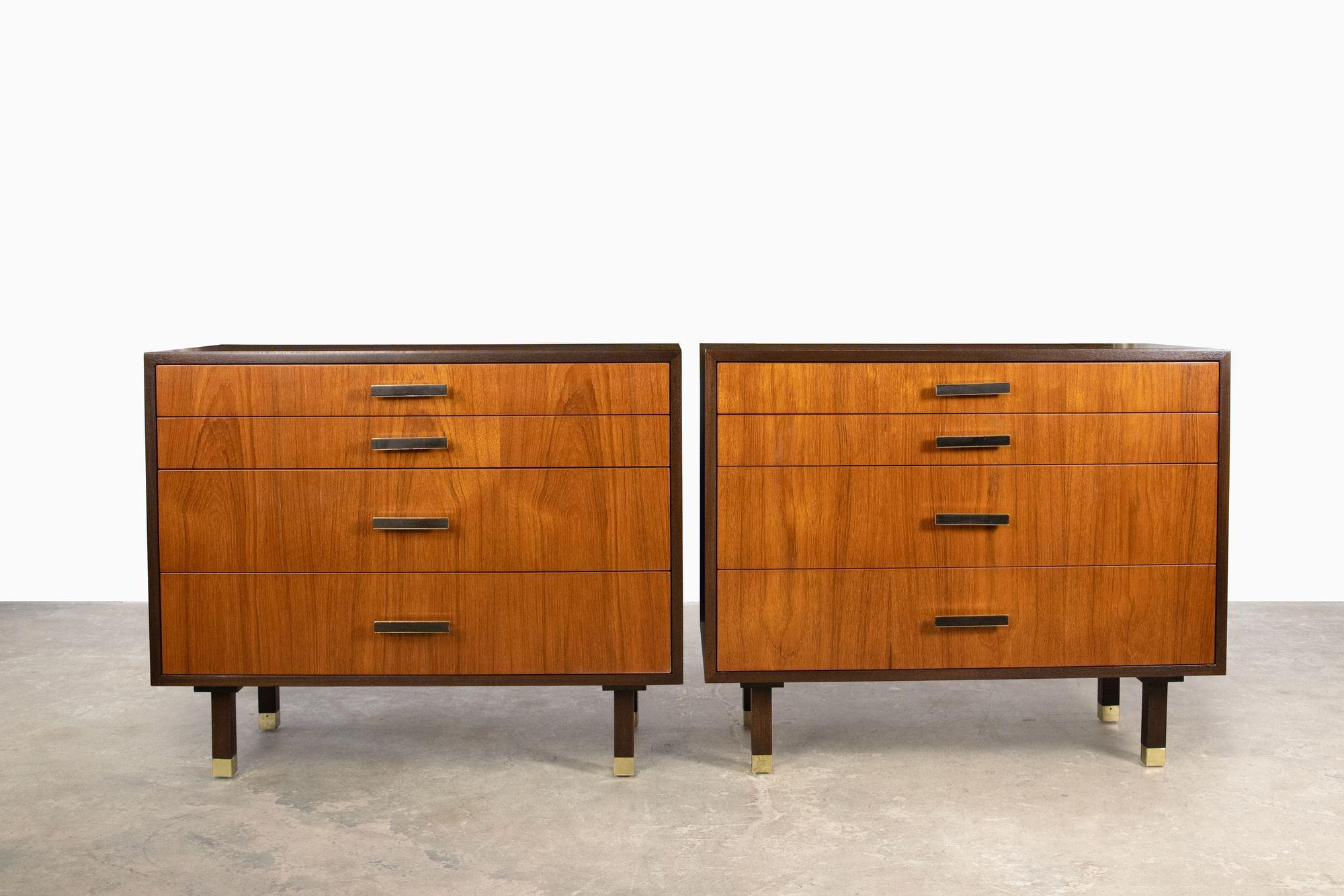 Mid-20th Century Pair of Four Drawer Chest by Harvey Probber For Sale