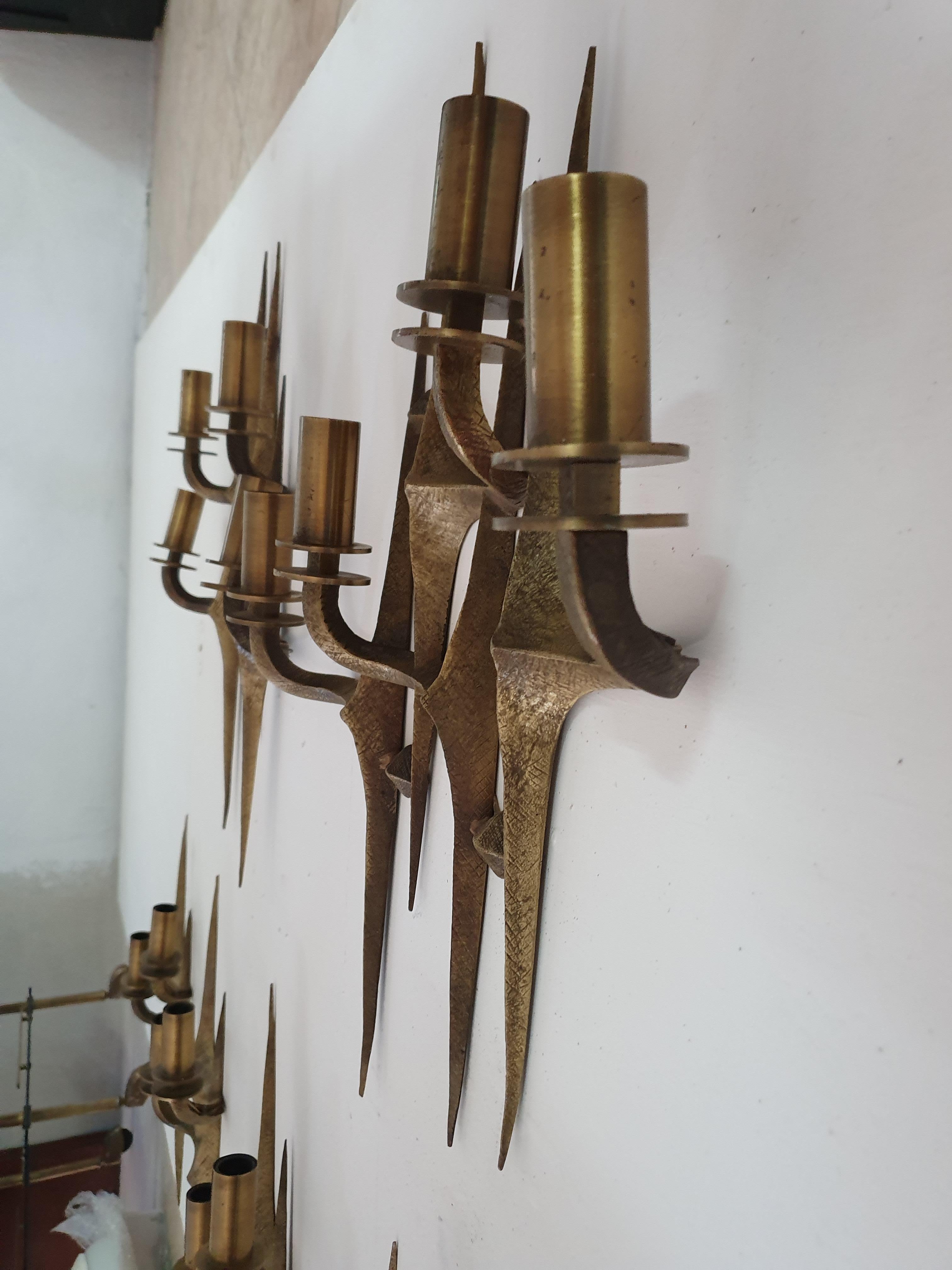 Pair of Four Light Mid-Century Modern Brutalist Sconces, Italy, circa 1960s For Sale 2
