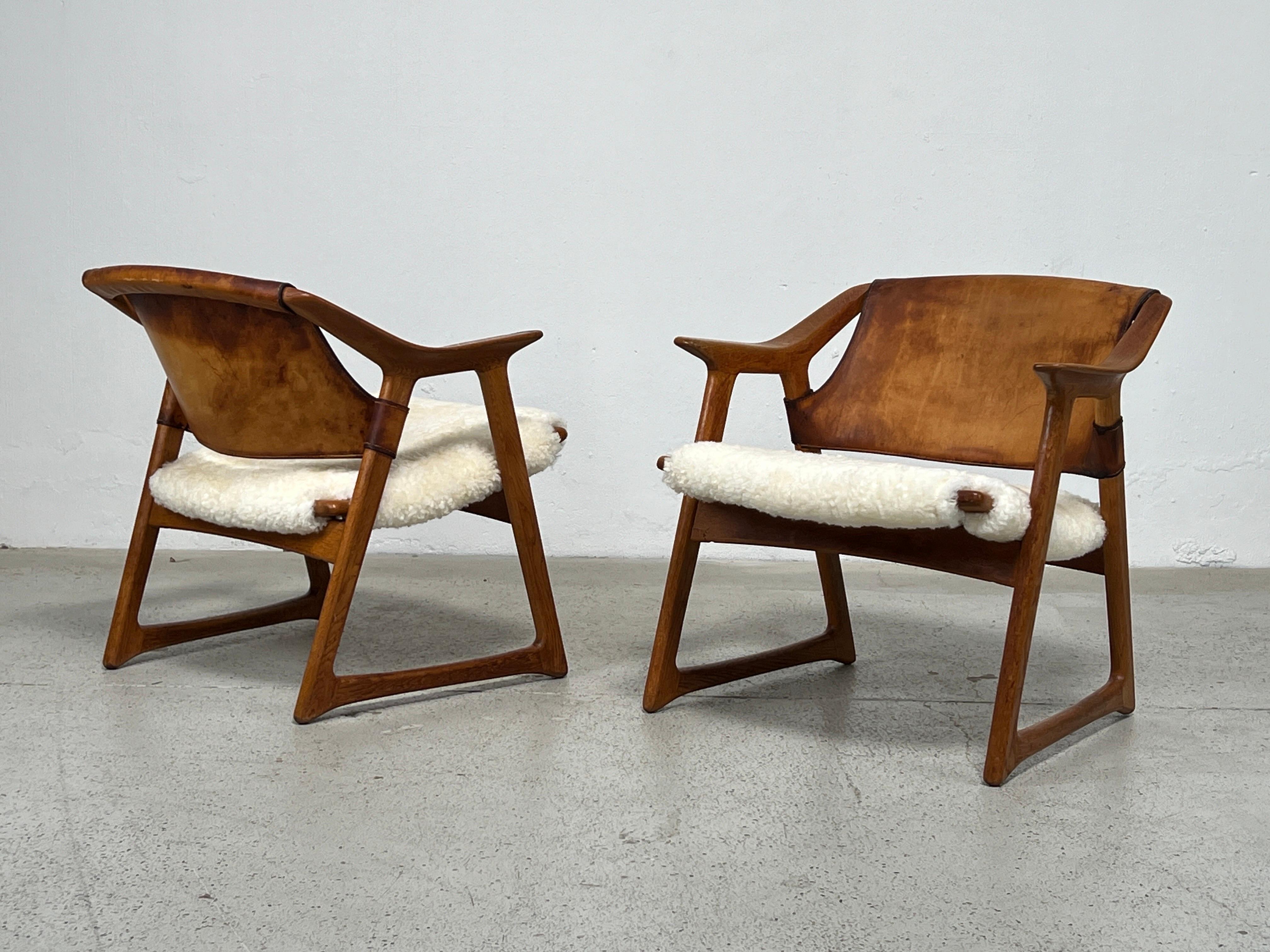 Pair of Fox Chairs by Rolf Hesland  For Sale 11
