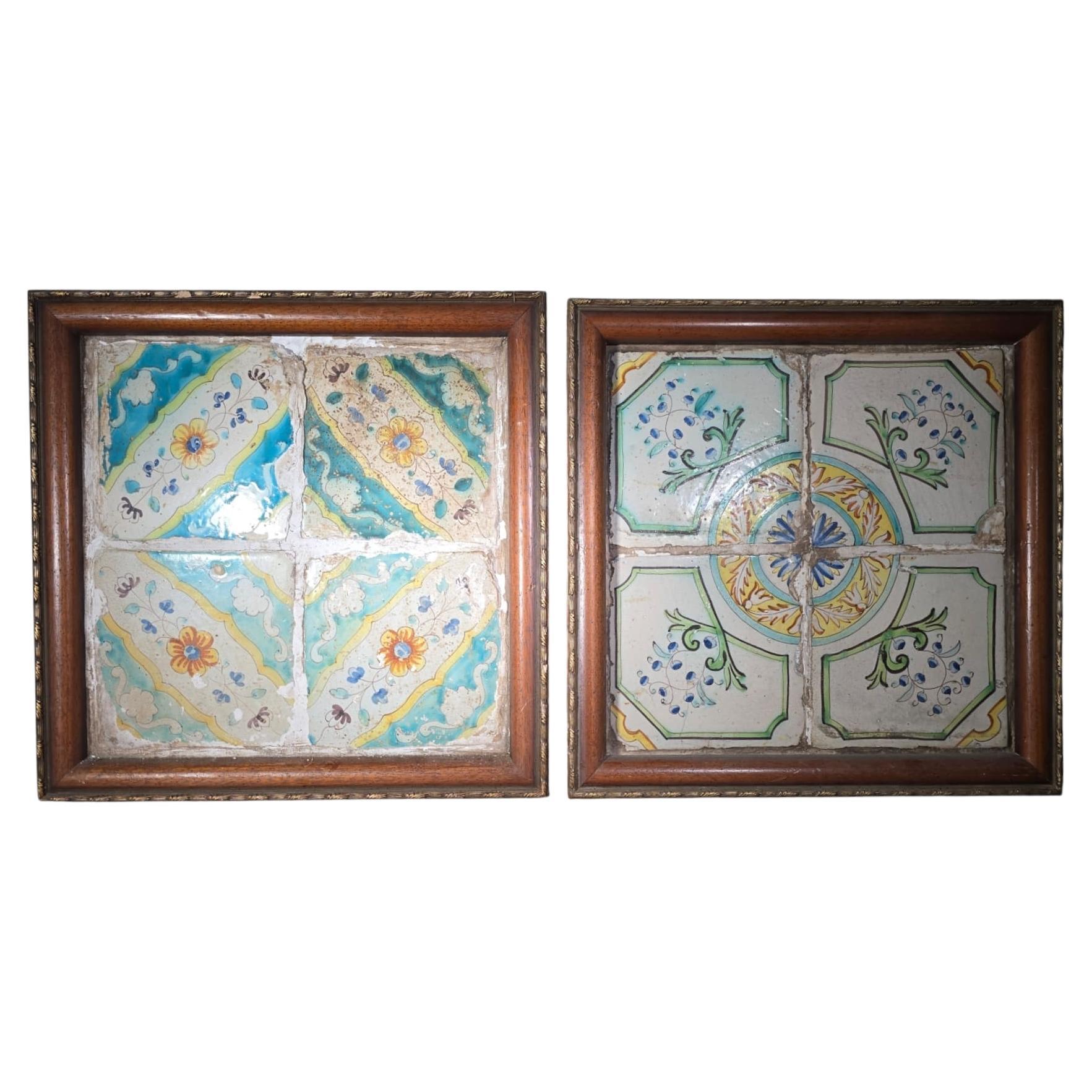 Paire de carreaux Talavera encadrés du 17e siècle