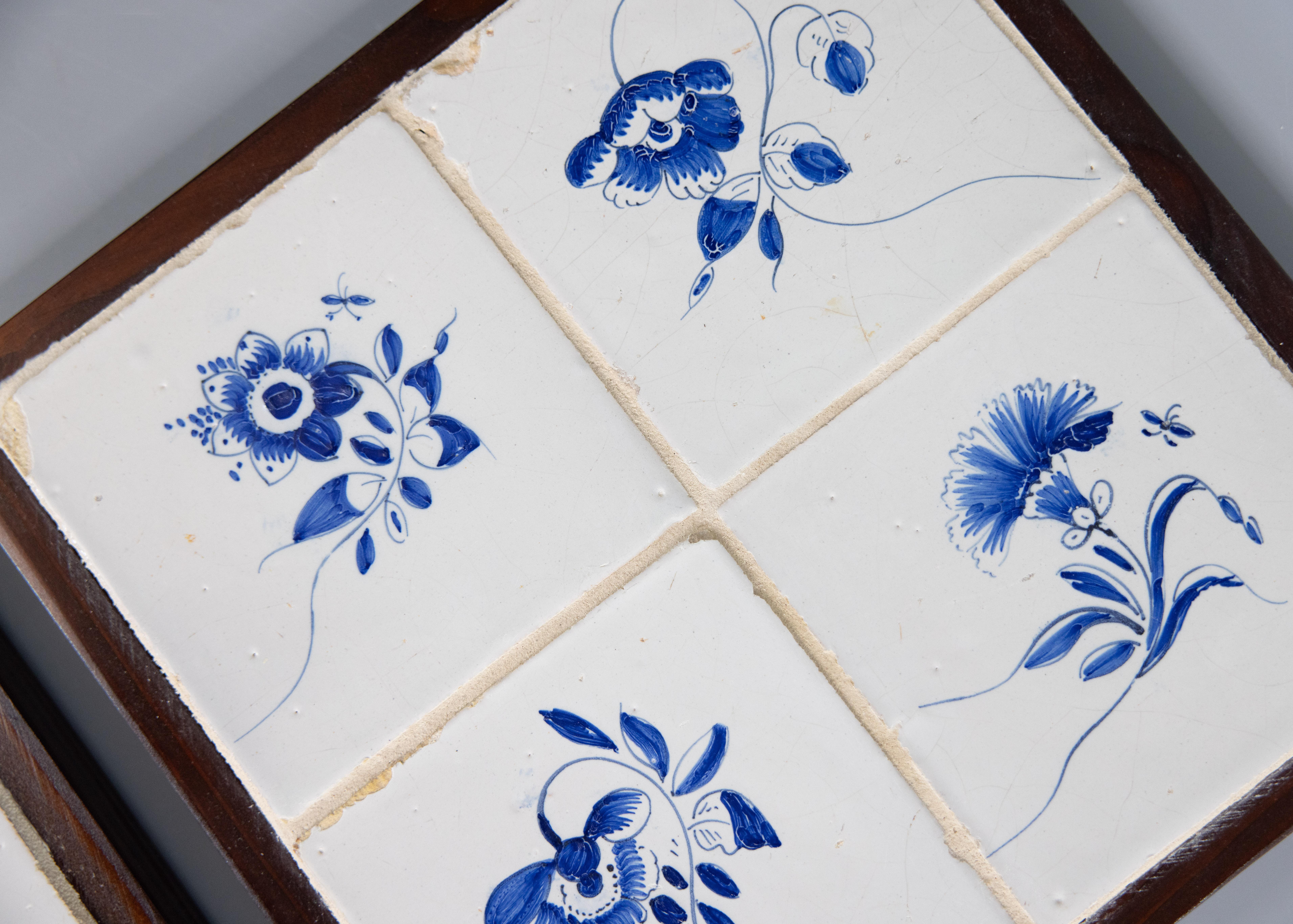 Ceramica Coppia di targhe con cornice del 18° C. olandesi Delft blu e bianche con 8 piastrelle e murales in vendita