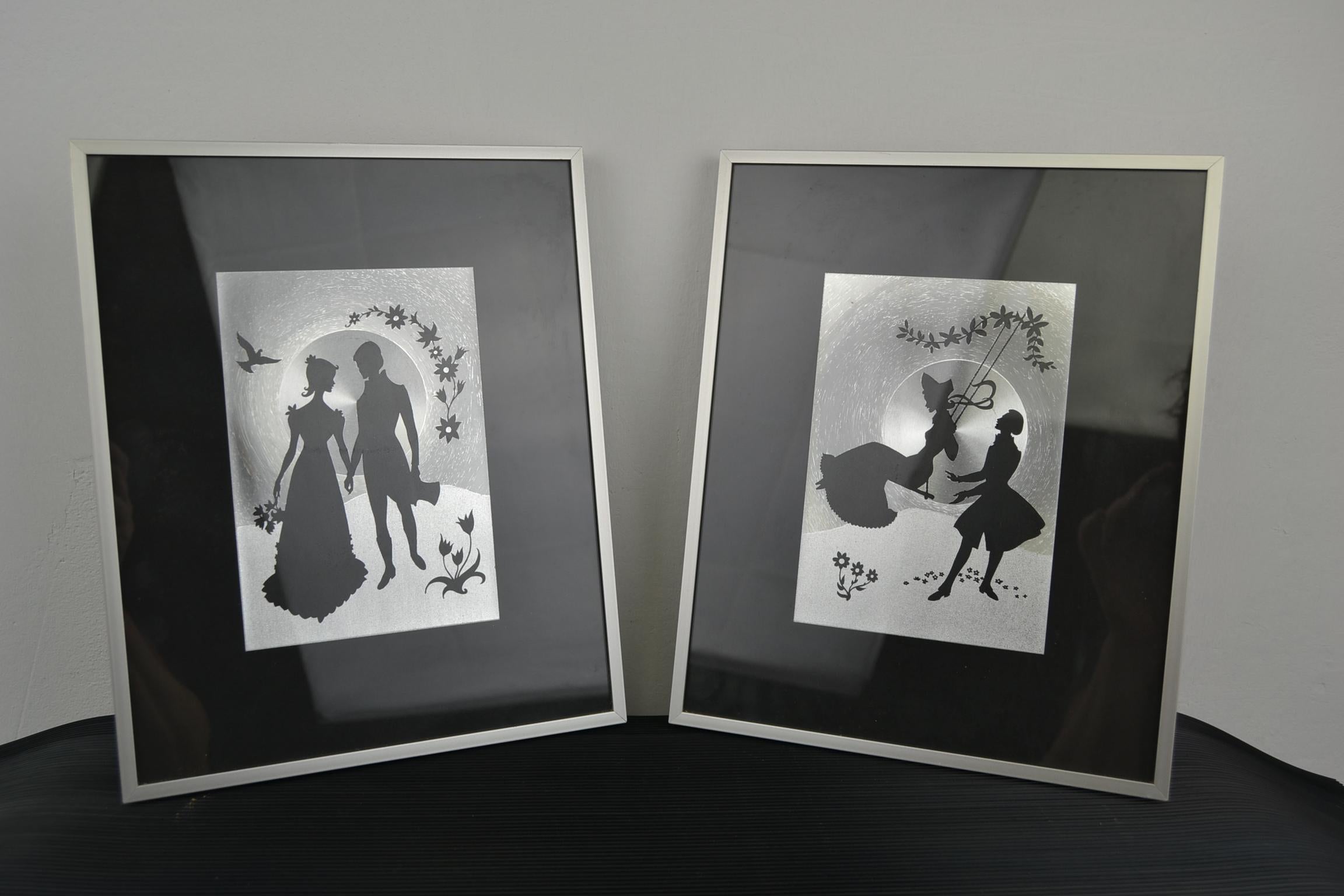 Pair of Framed Metallic Print Wall Art with Romantic Couple, 1960s 10