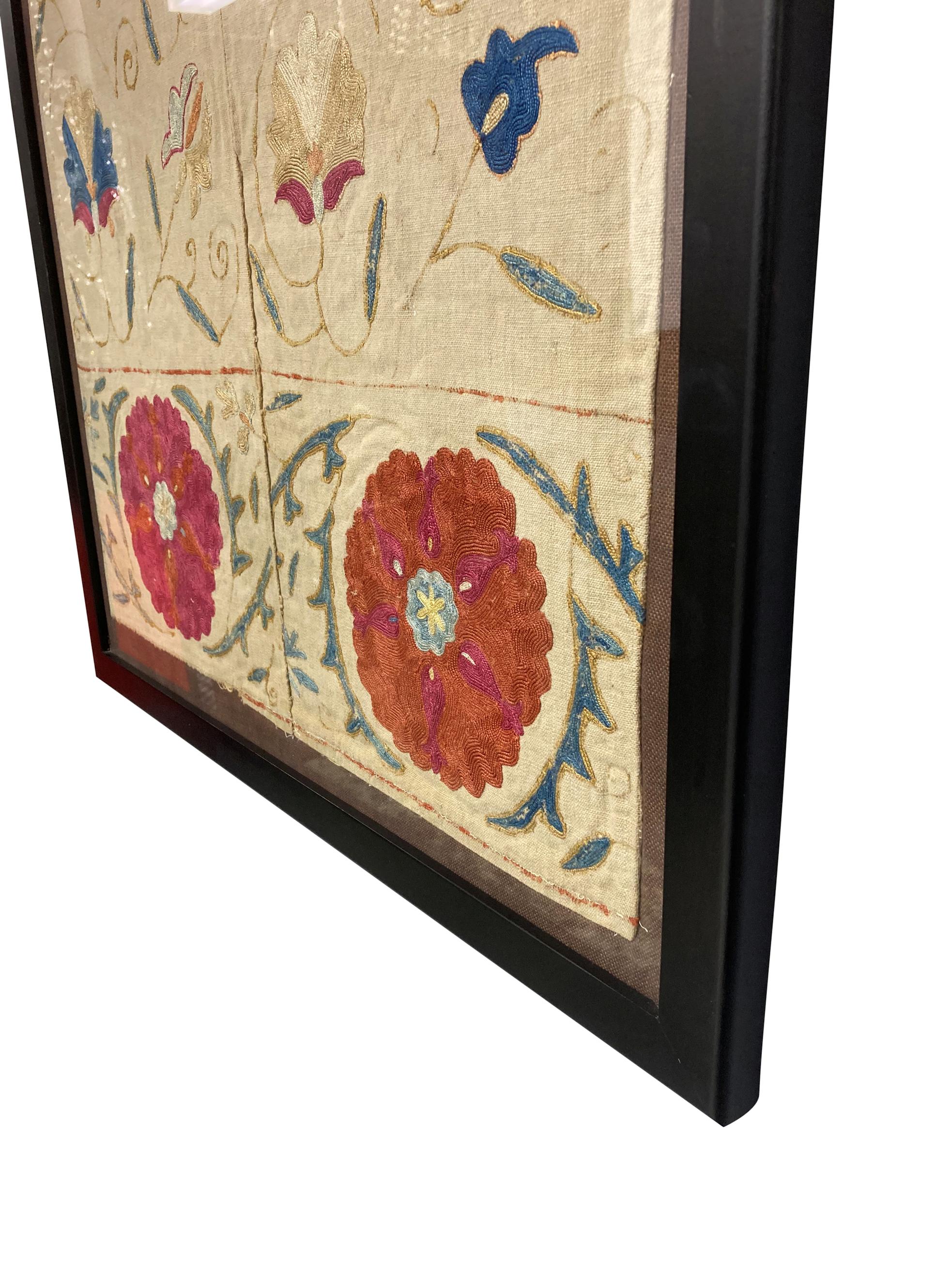 Pair Of Framed Persian Textiles In Good Condition For Sale In London, GB
