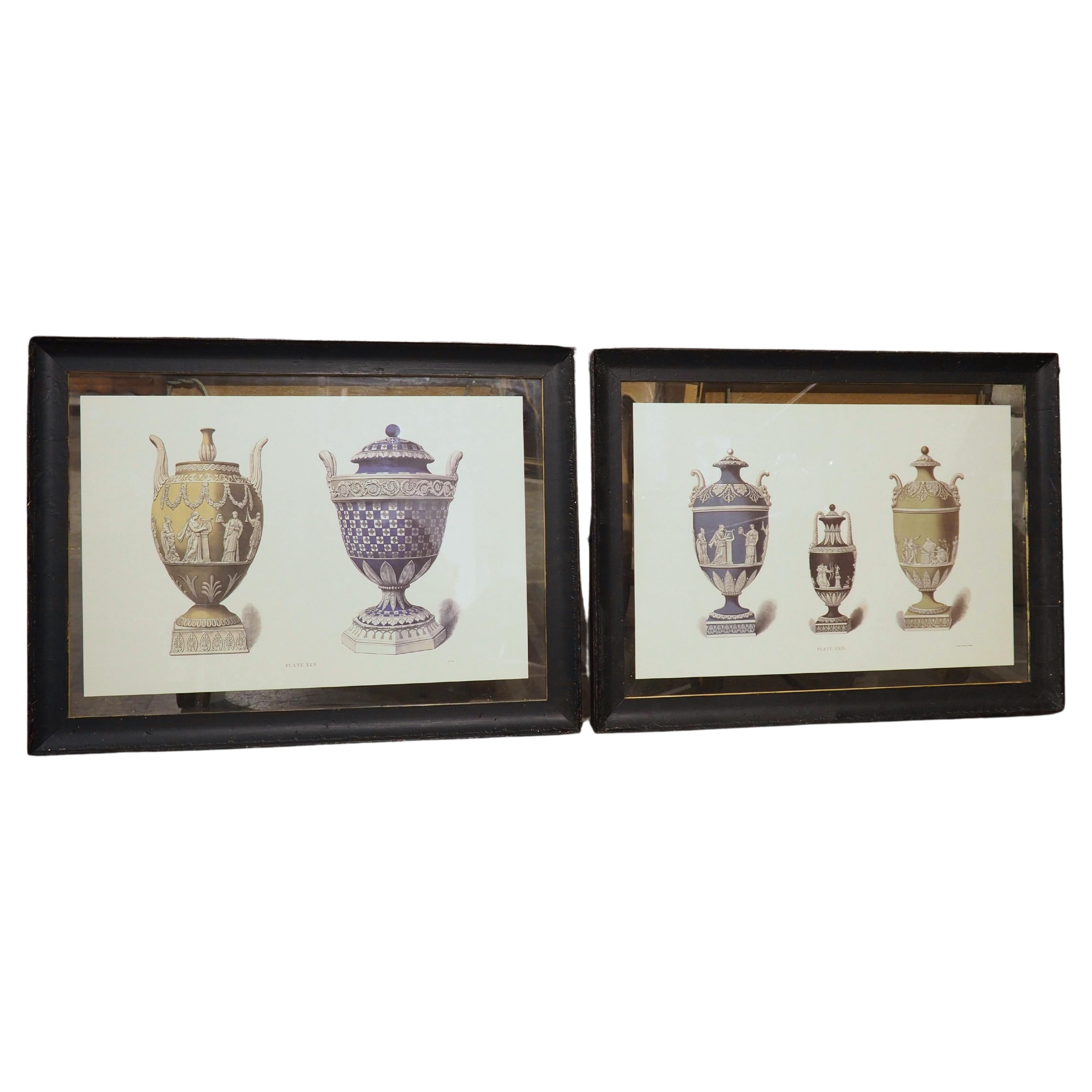 Pareja de litografías neoclásicas Wedgwood enmarcadas, plancha XLV y XXIX en venta