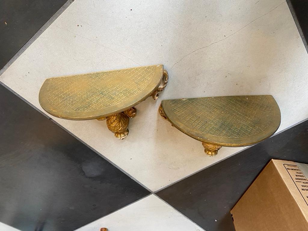 Pair of France Gold Gilt Wall Sconces For Sale 1