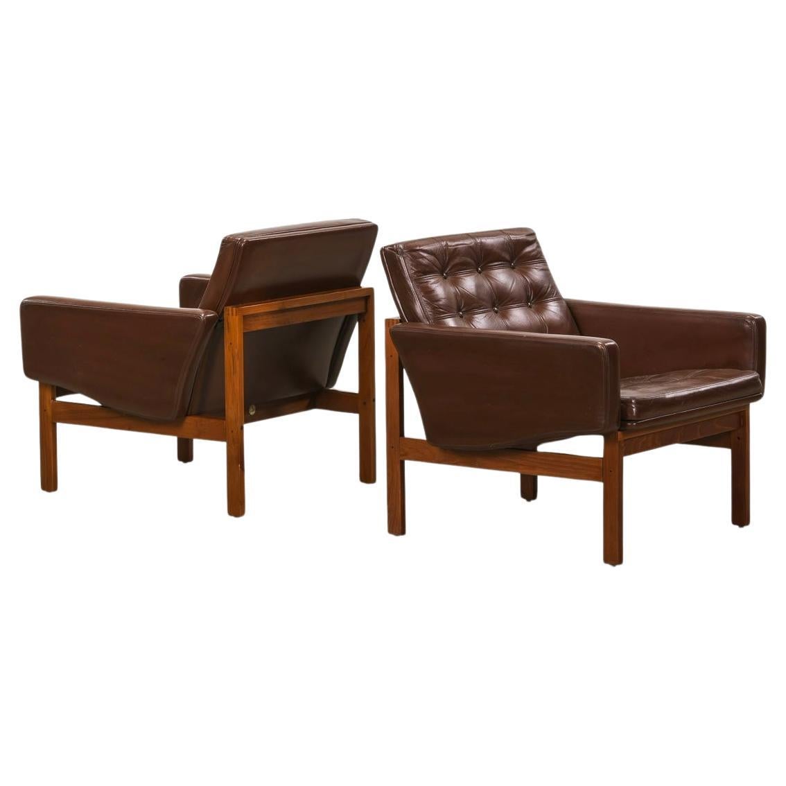 Pair of France & Son Moduline Brown Leather Chairs by Gjerlov-Knudsen For Sale