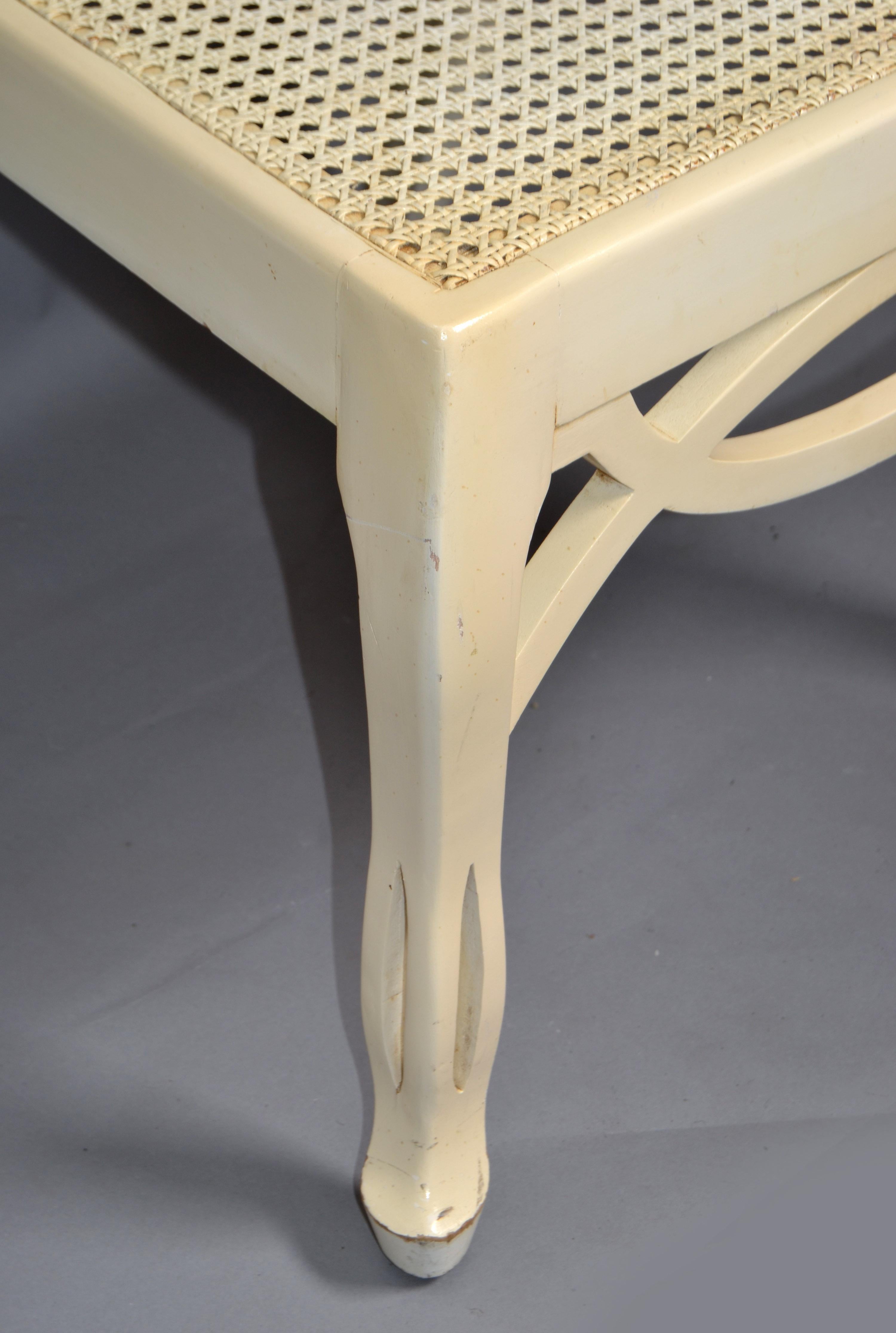 Paar Frances Elkins Holzschilfrohr-Sessel mit Schilfrohr-Rückenlehne und Beistellstühle in Beige, Regency  im Angebot 5