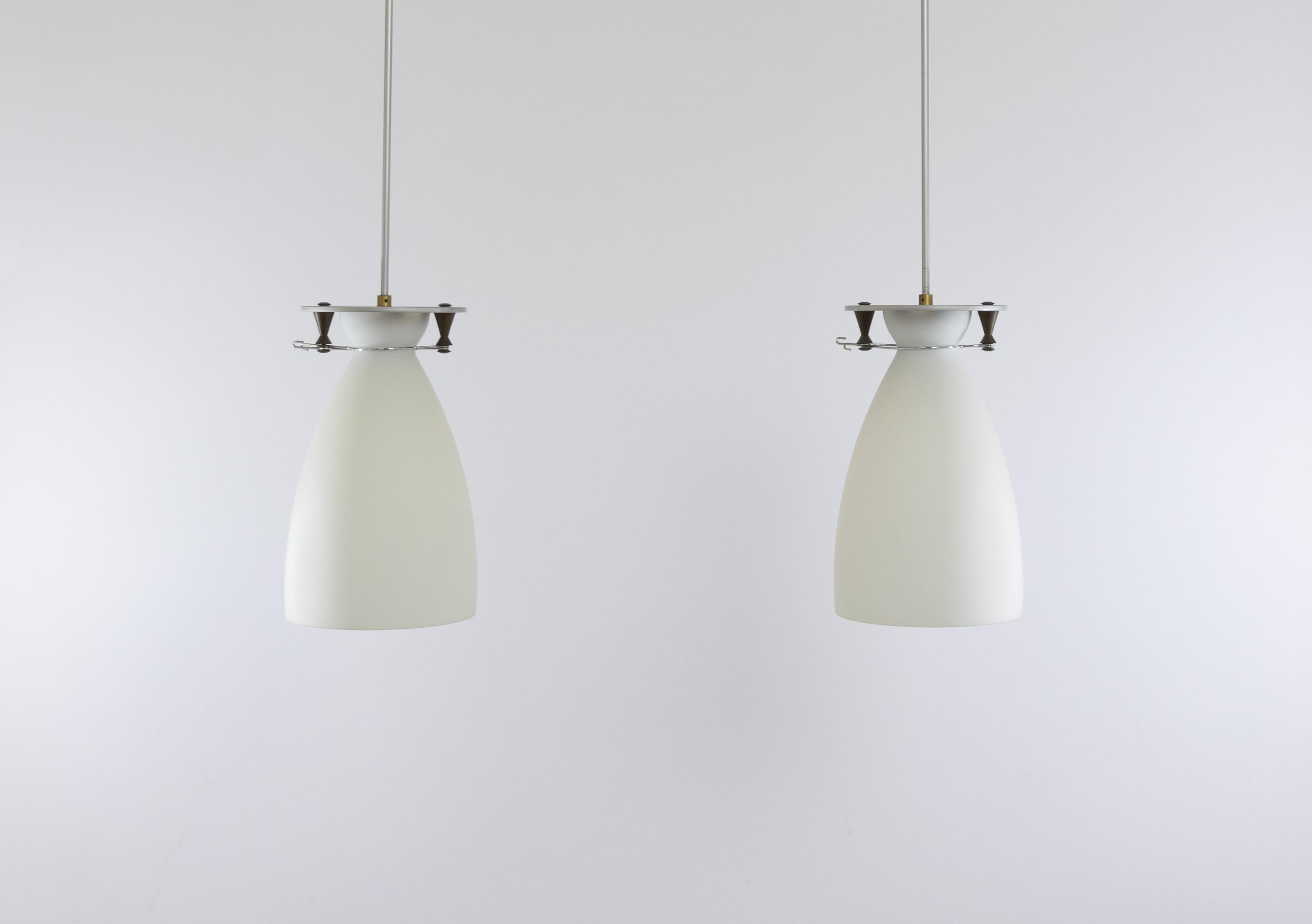 Coppia di pendenti Franceschina di Umberto Riva per Fontana Arte, anni '80 in vendita 4