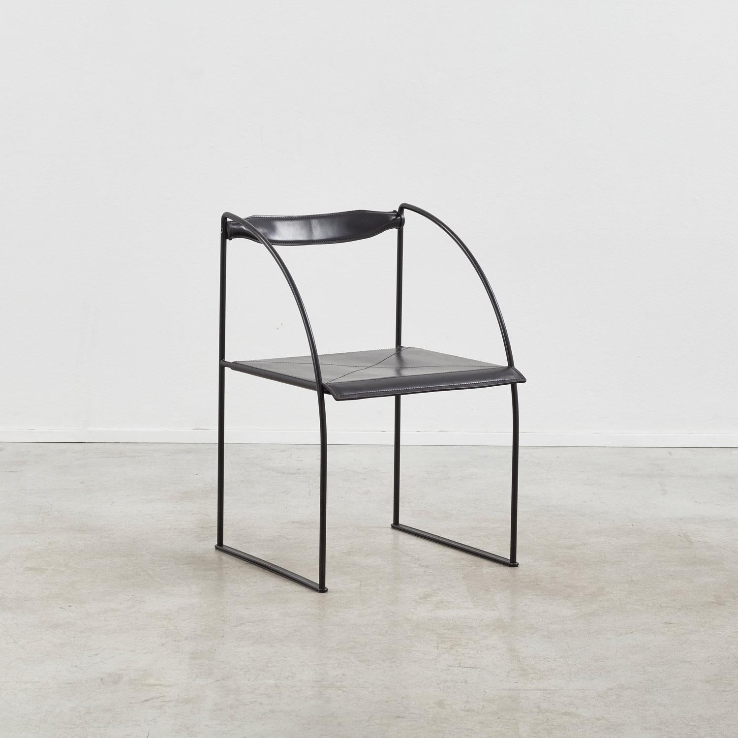 Ein Paar Francesco Soro Patoz Stühle für ICF - Italien, 1990er Jahre (Postmoderne) im Angebot