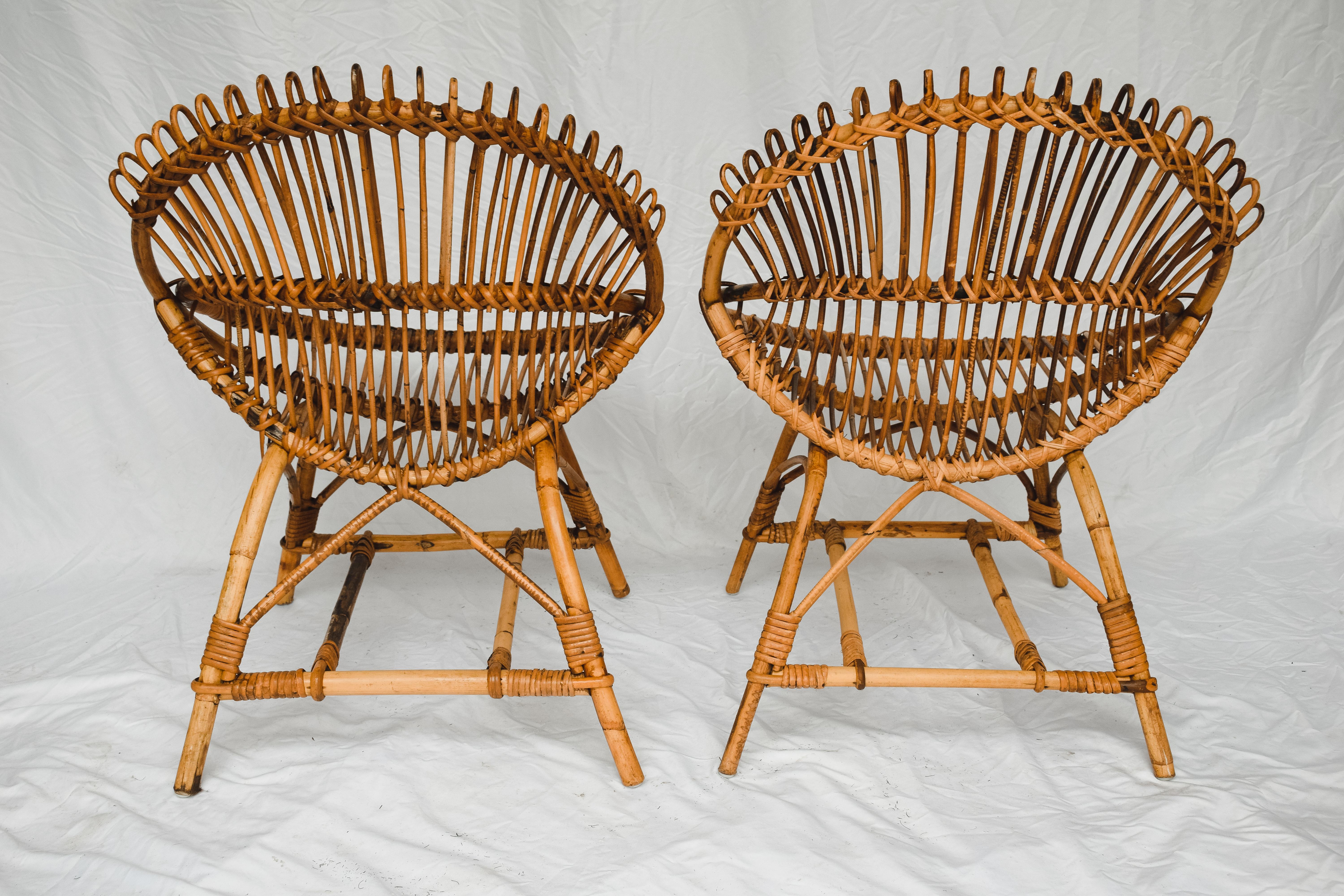Paar Franco Albini Stil Bambus Lounge Stühle c. 1950's (Mitte des 20. Jahrhunderts) im Angebot