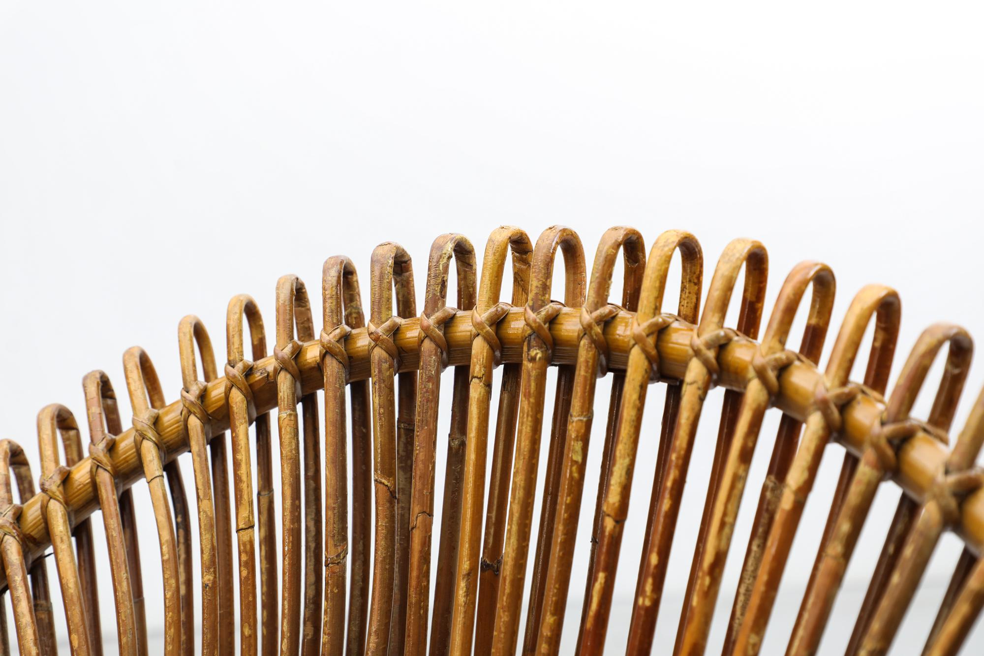 Pareja de tumbonas de bambú estilo Franco Albini de mediados de siglo en venta 2