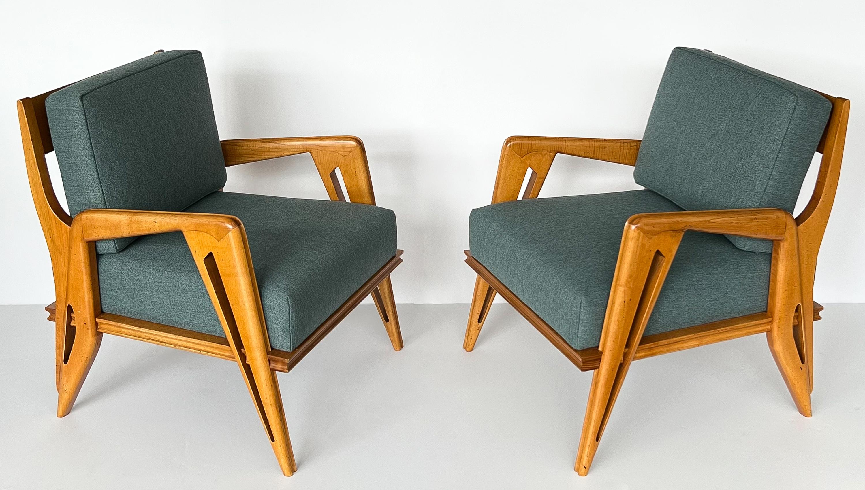 Mid-20th Century Pair of Franco Campo and Carlo Graffi Sculptural Italian Lounge Chairs