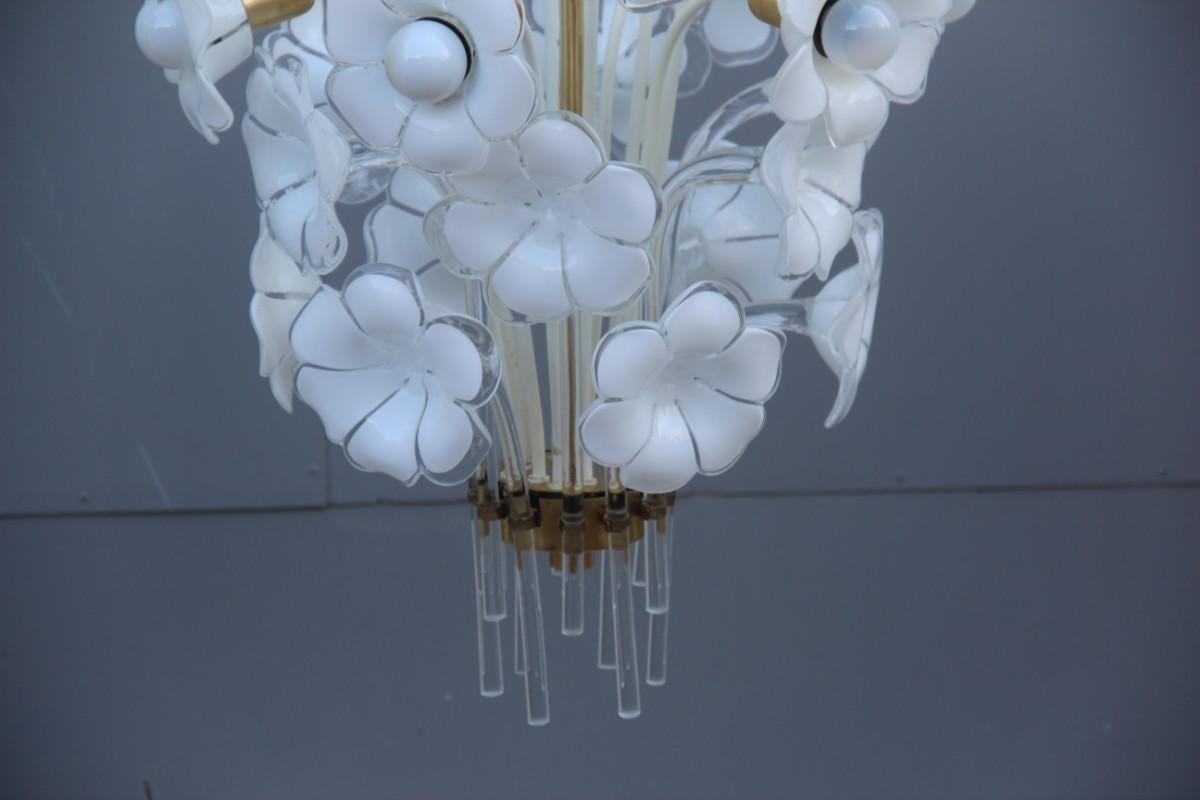 Pair of Franco Luce Italian Chandelier  Murano Glass Gold  White Flowers 1970 In Excellent Condition In Palermo, Sicily