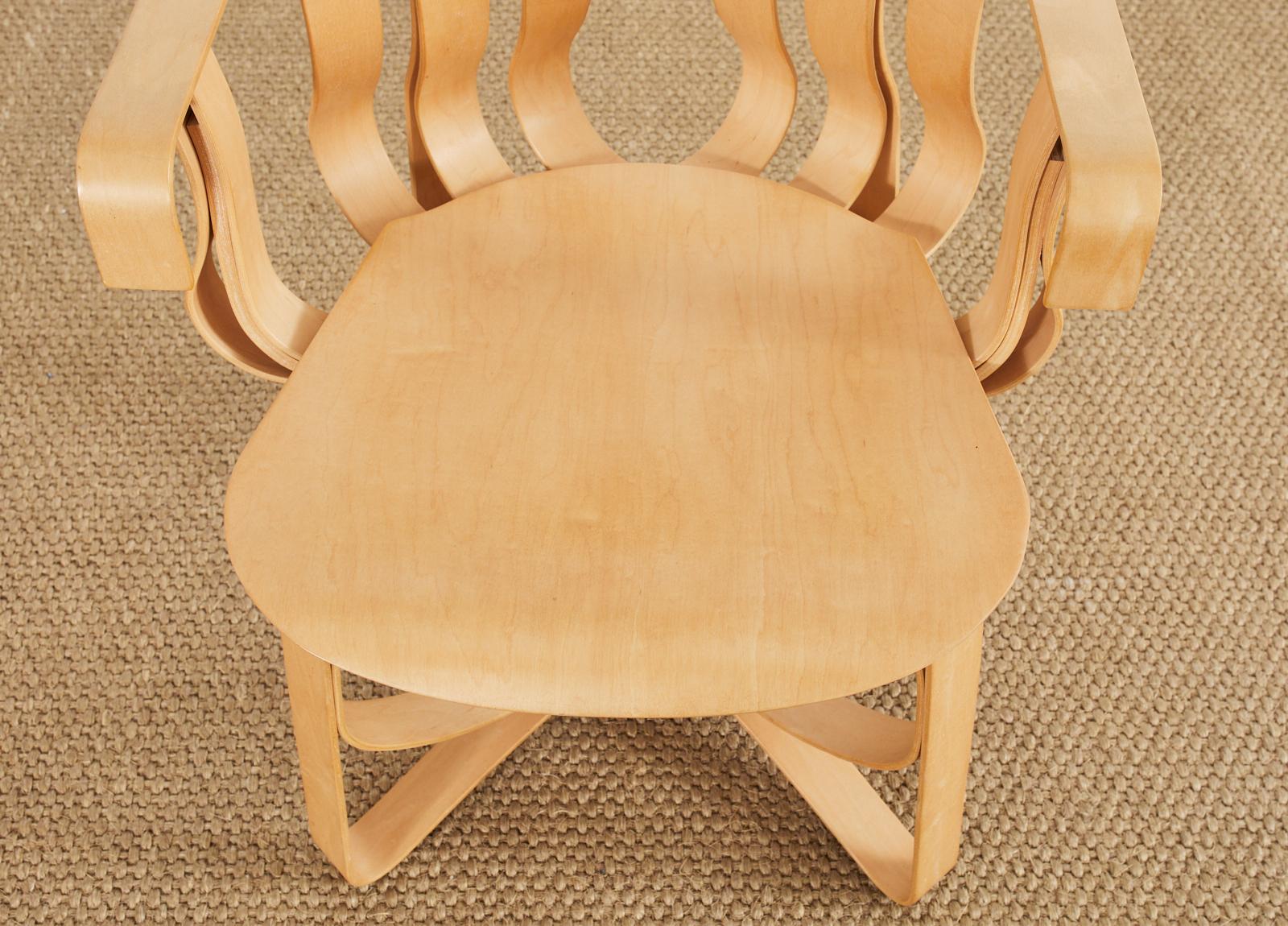 Pair of Frank Gehry for Knoll Maple Hat Trick Chairs 11