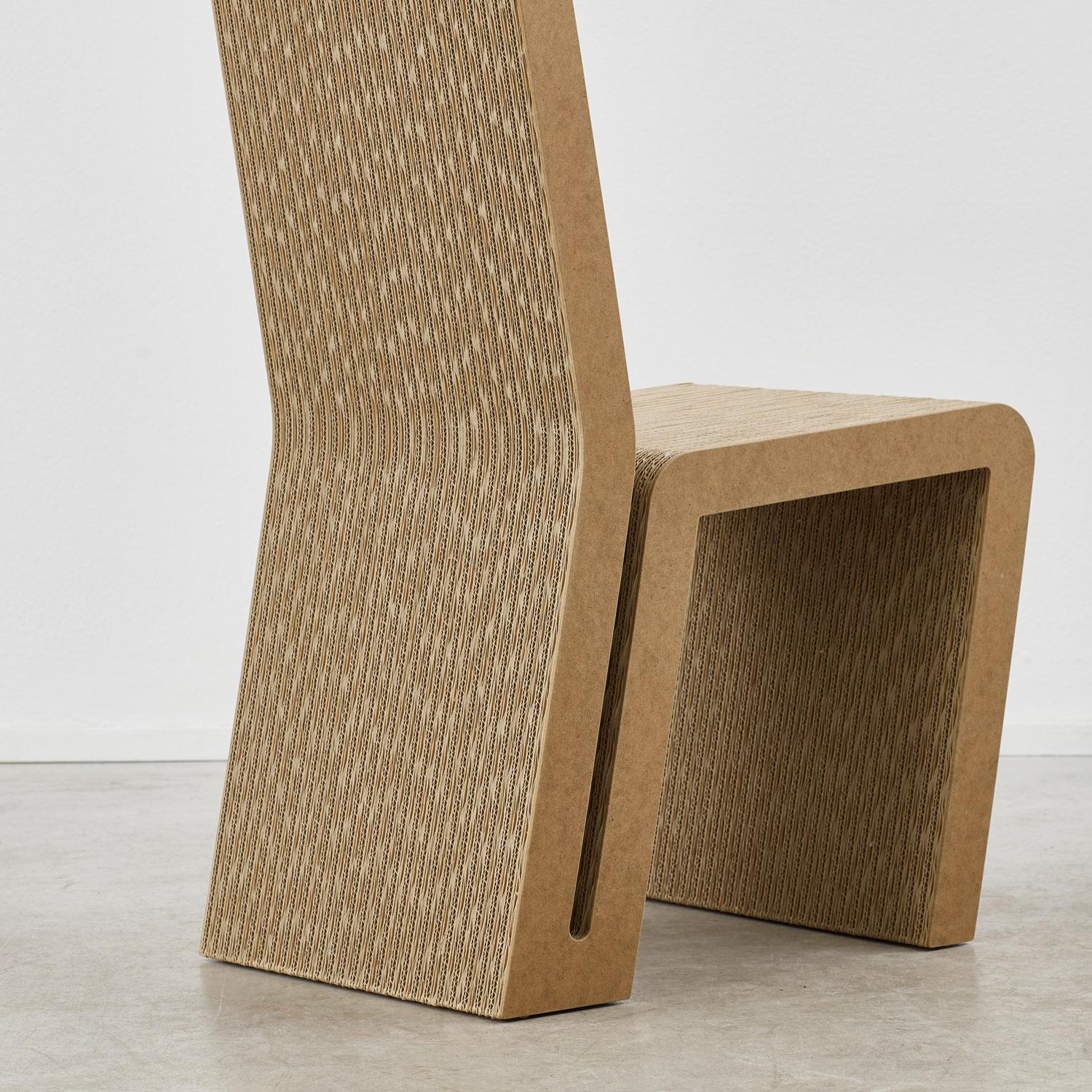 Pair of Frank Gehry Side Chairs in corrugated cardboard Vitra - USA 1972 For Sale 6
