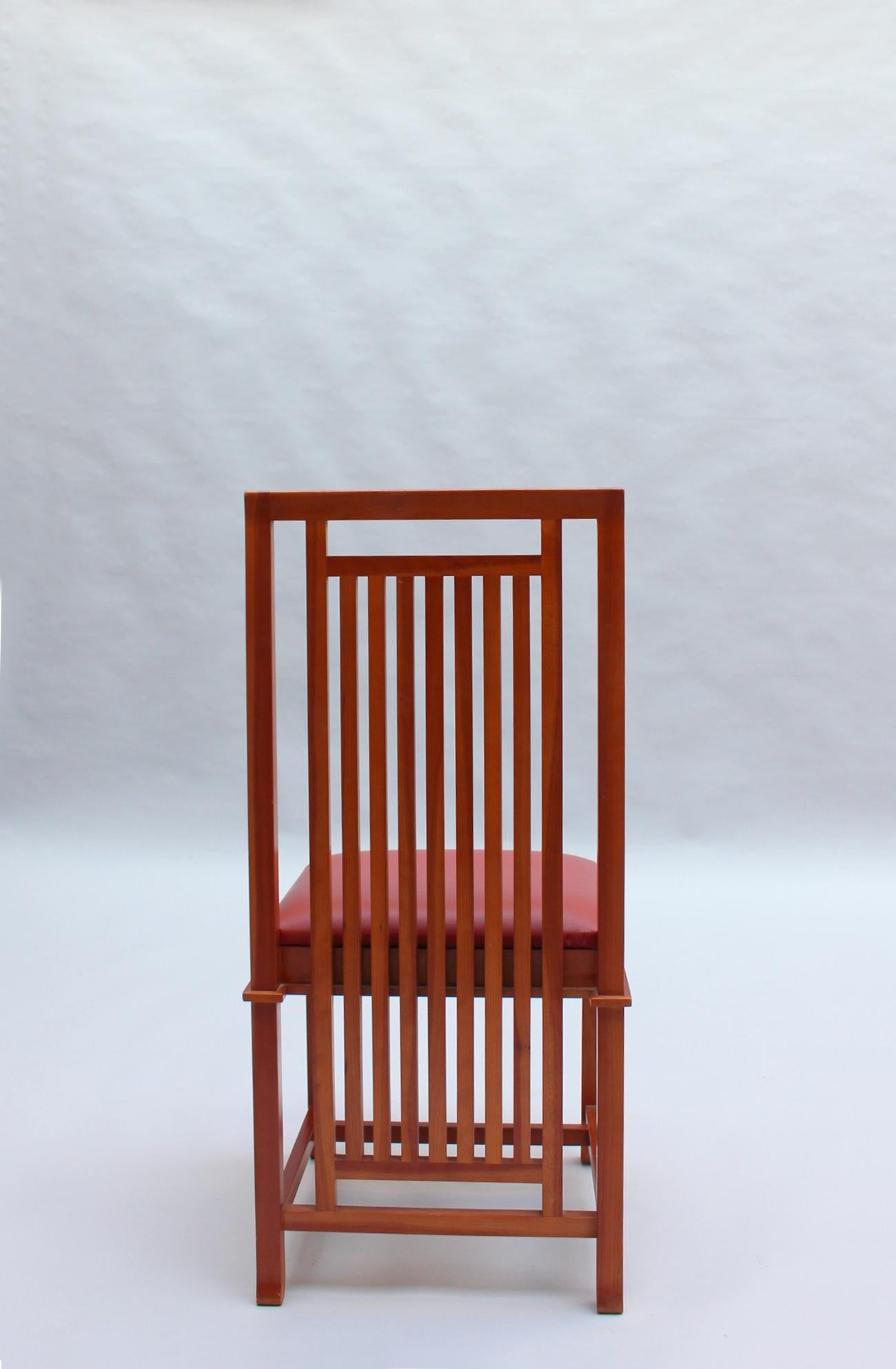Ein Paar Frank Lloyd Wright „Coonley 2“-Stühle, Cassina-Ausgabe im Angebot 3