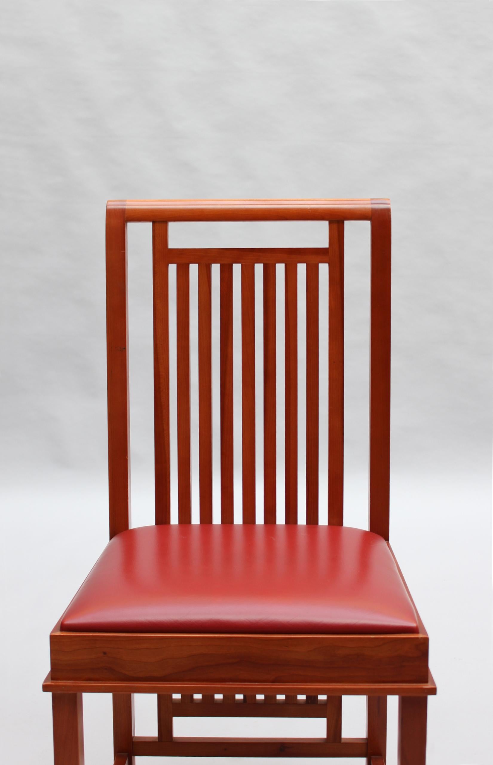 Ein Paar Frank Lloyd Wright „Coonley 2“-Stühle, Cassina-Ausgabe im Angebot 4