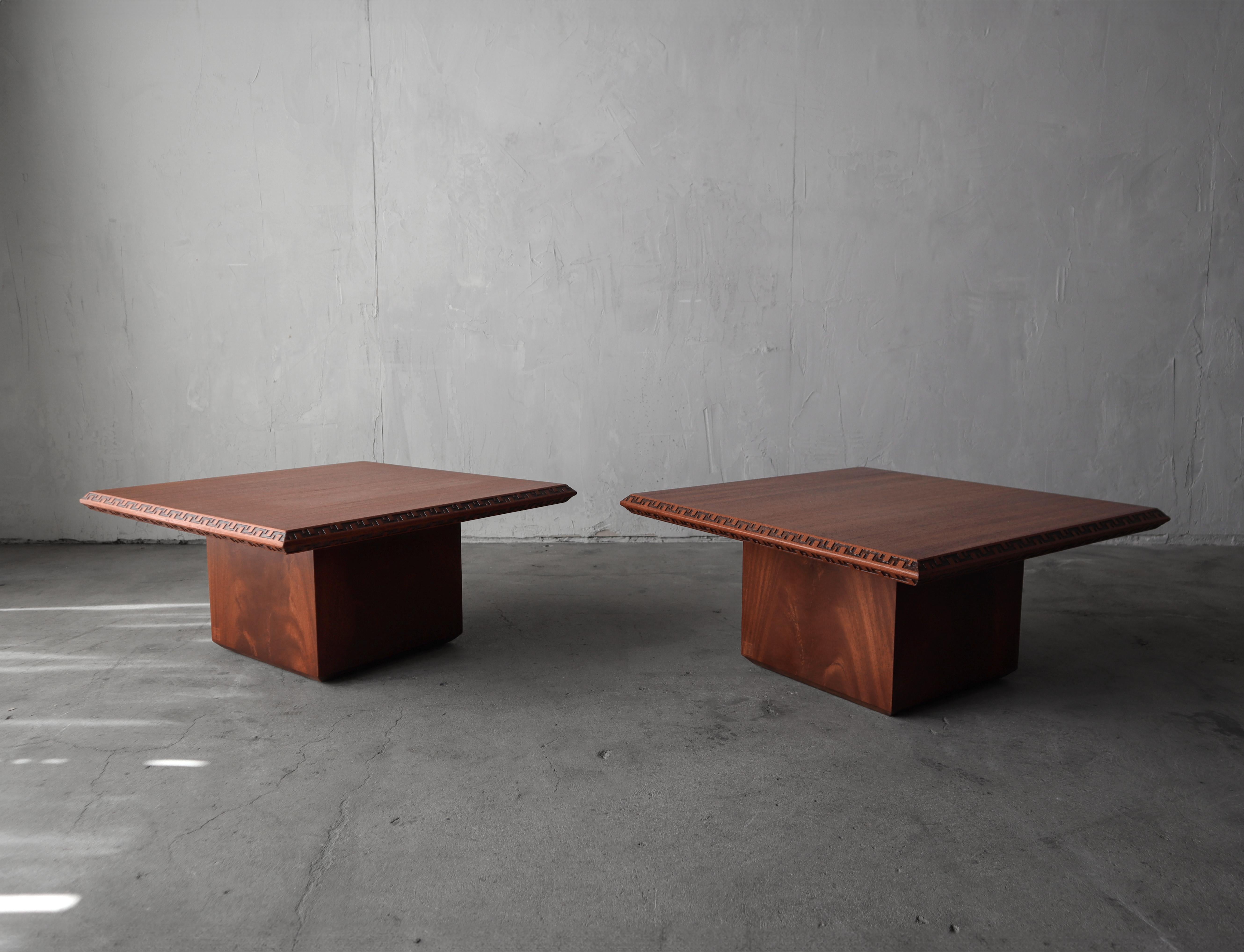 Pareja de mesas Taliesin de Frank Lloyd Wright para Henredon en venta 3