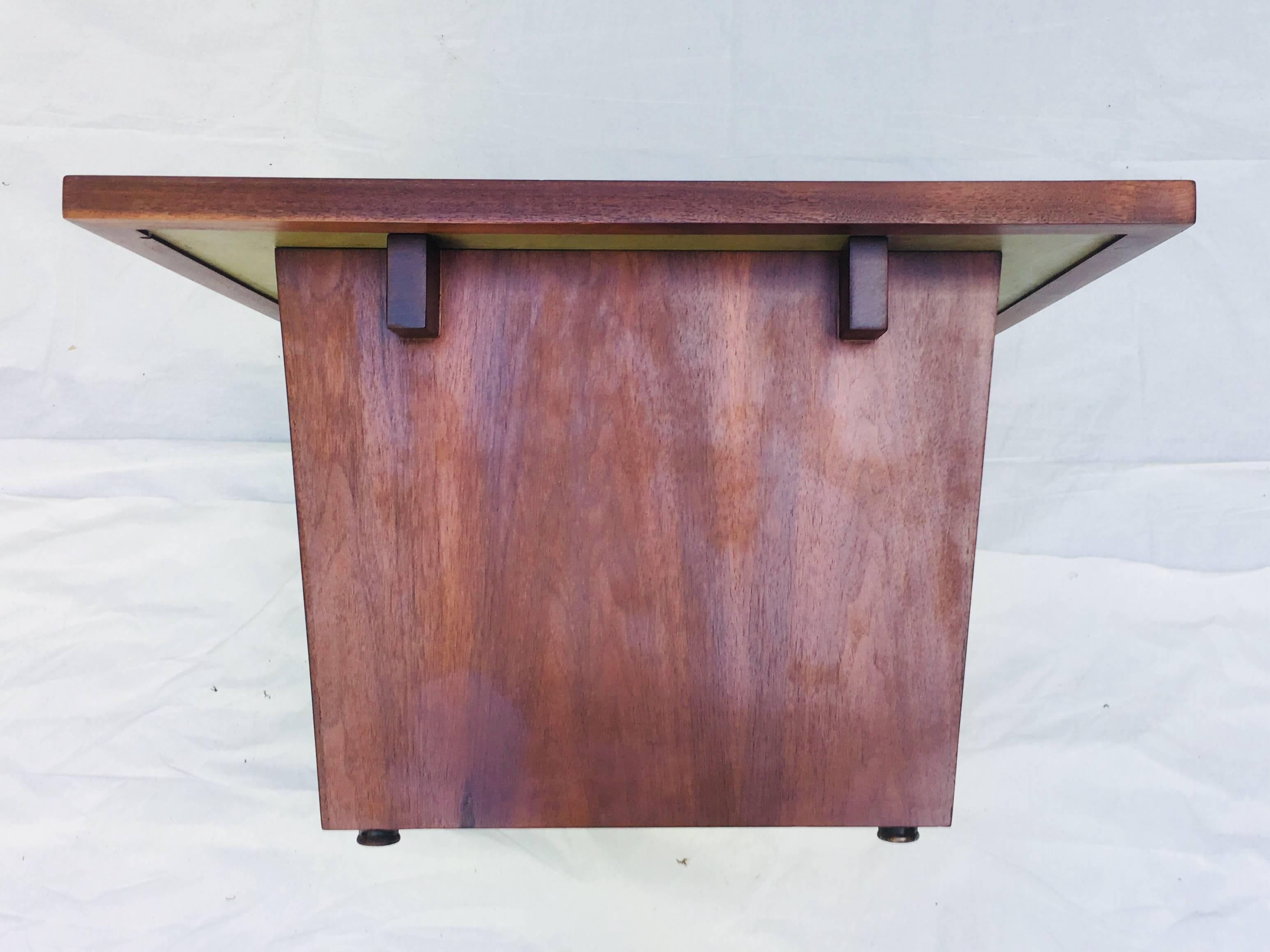 American End tables by Frank Rohloff, Walnut with Black inset, California 1960s For Sale