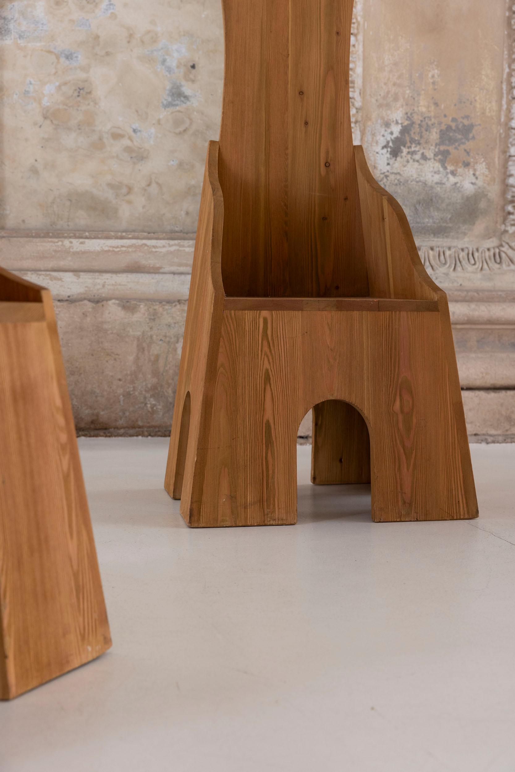 Paar Fratina-Stühle, entworfen von Mario Ceroli für Poltronova, Italien 1972, Paar im Angebot 1
