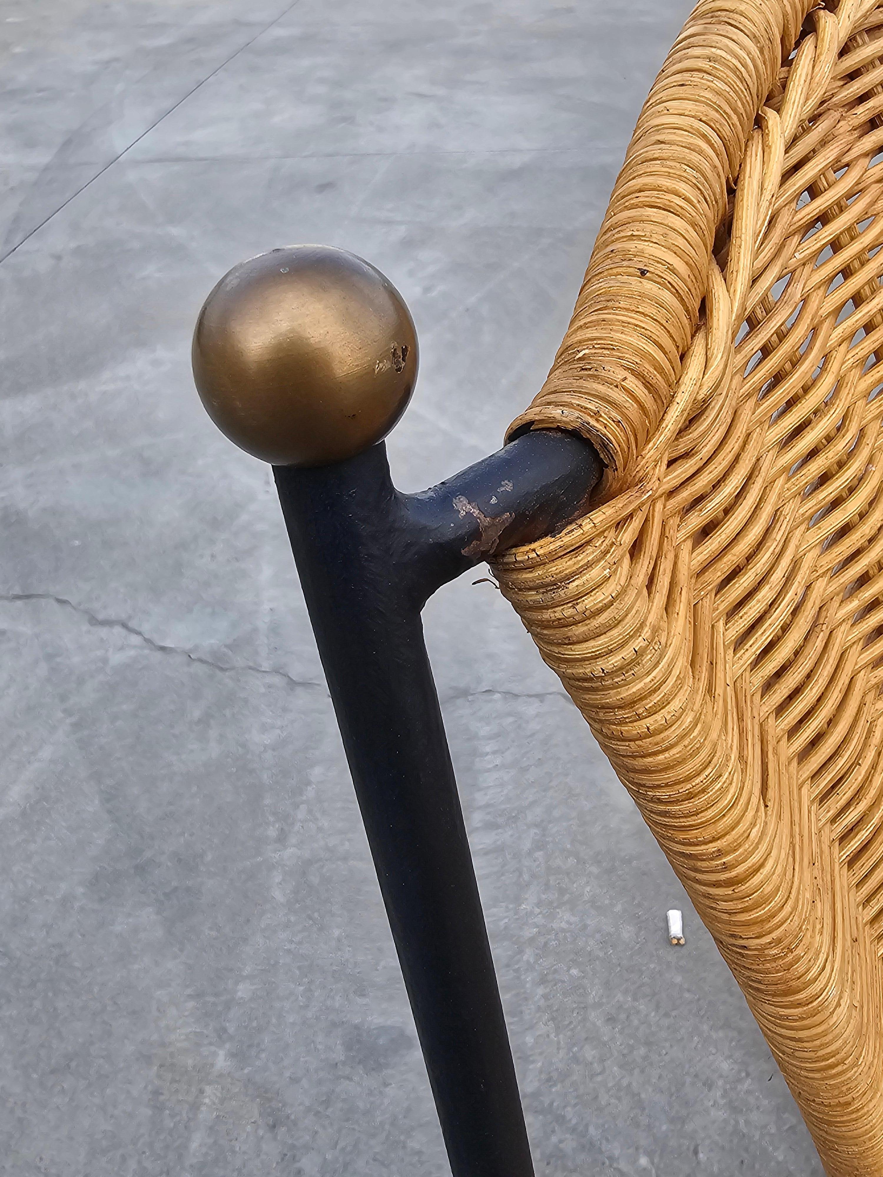 Mid-20th Century Pair of Frederic Weinberg Wicker, Wrought Iron and Brass Chairs, USA 1950s For Sale