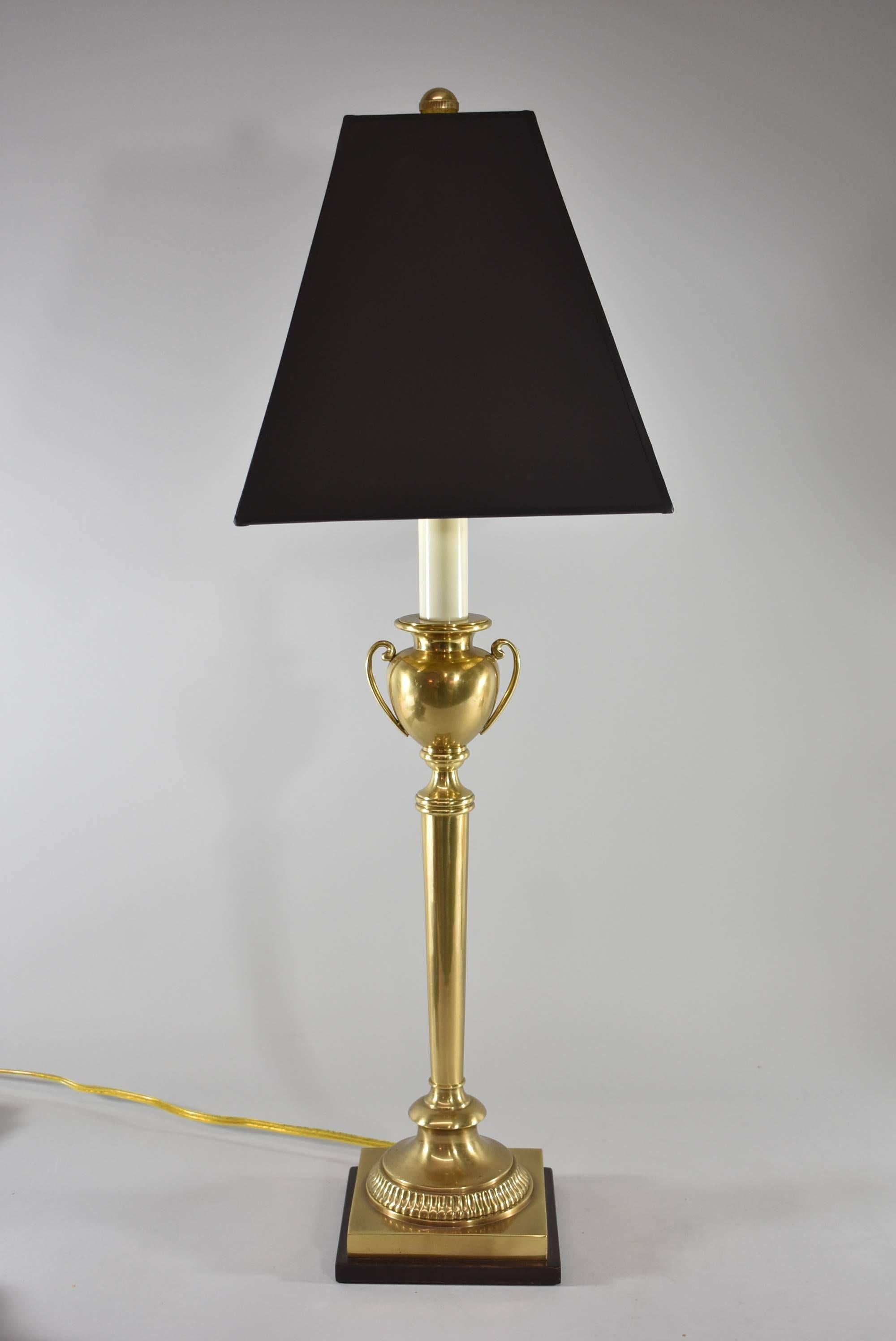 how to identify a frederick cooper lamp