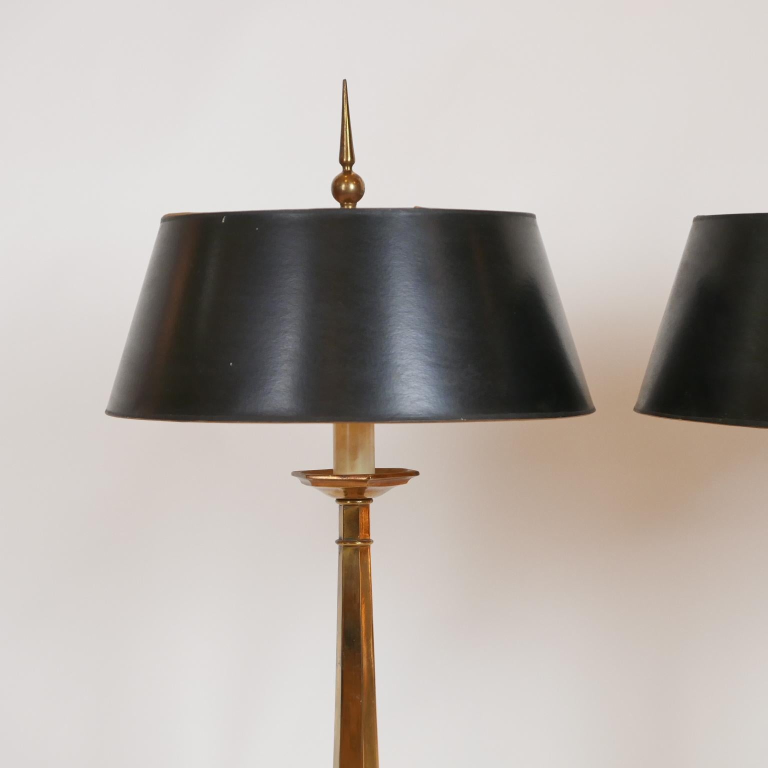 20th Century Pair of Frederick Cooper for Tyndale Decorative Brass Lamps with Finials, 1950s