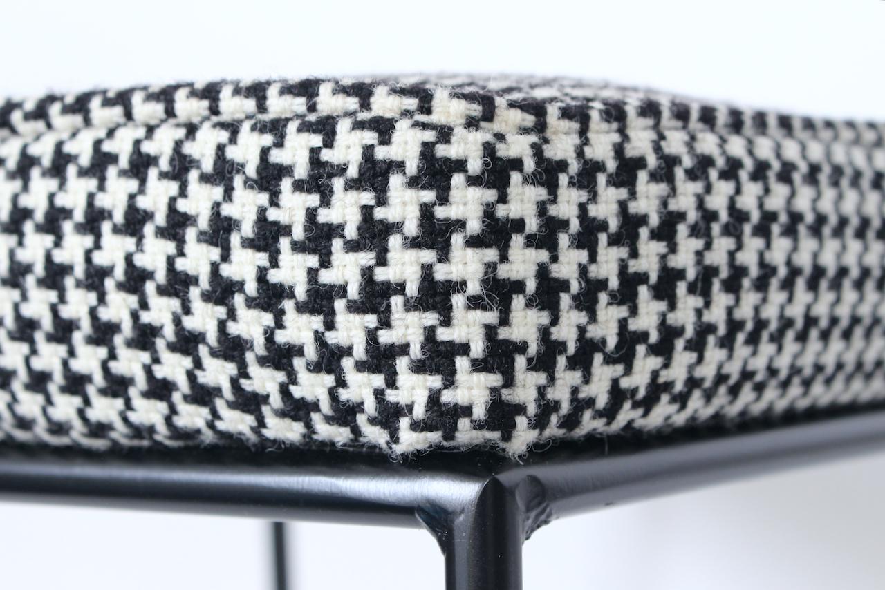 Paire de tabourets en fer Frederick Weinberg avec tissu 