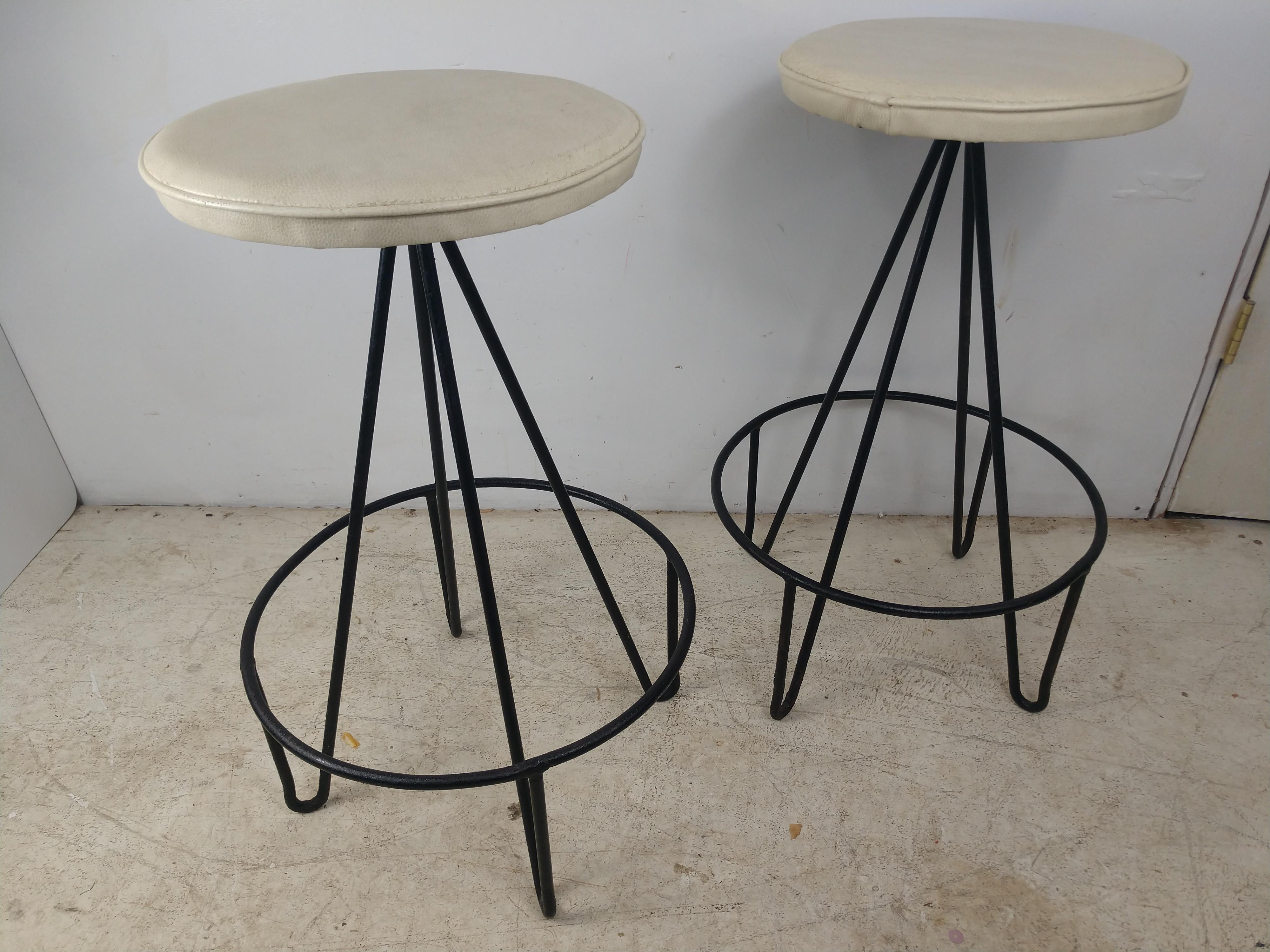 Pair of Frederick Weinberg Mid-Century Modern Bar Stools In Good Condition In Port Jervis, NY