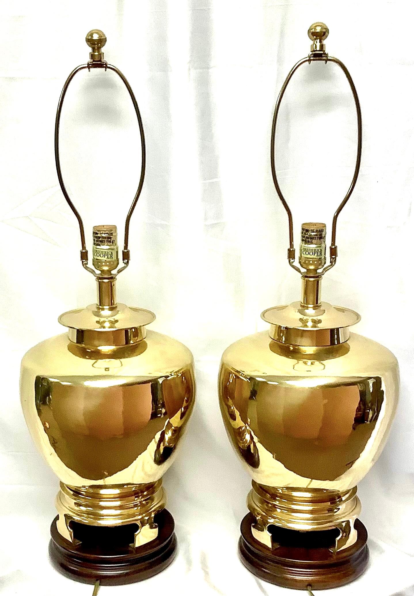 Pair of Fredrick Cooper Hollywood Regency Brass Lamps For Sale 2