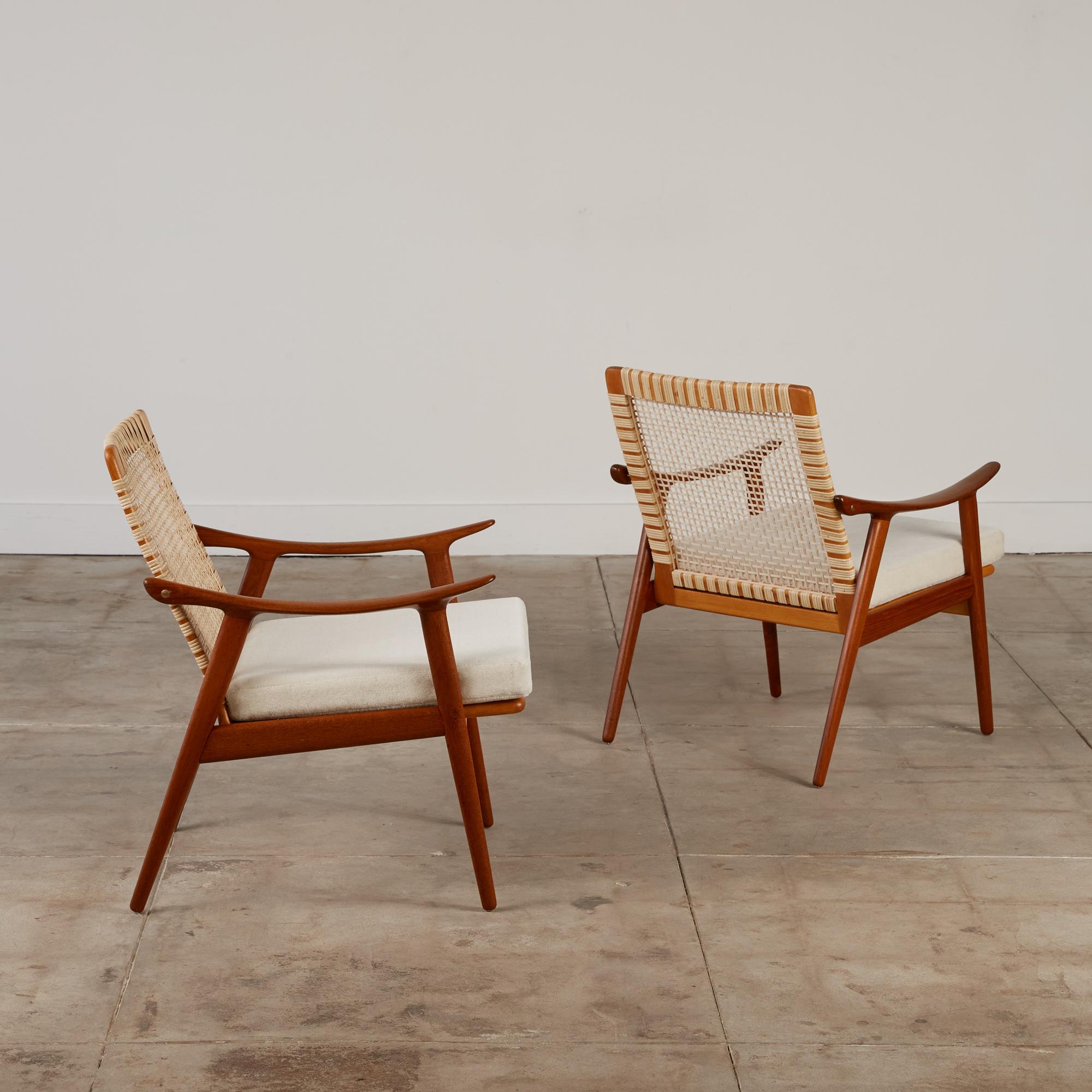Pair of Fredrik Kayser Lounge Chairs for Vatne Møbler In Excellent Condition In Los Angeles, CA