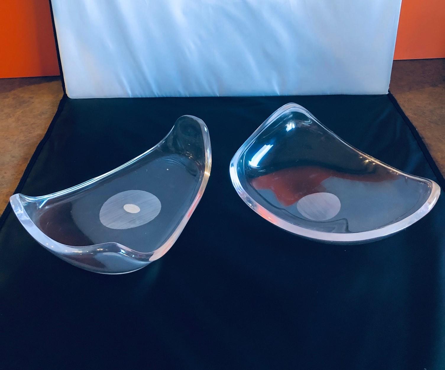 American Pair of Freeform Sculptural Acrylic Bowls by Astrolite / Ritts Co. For Sale