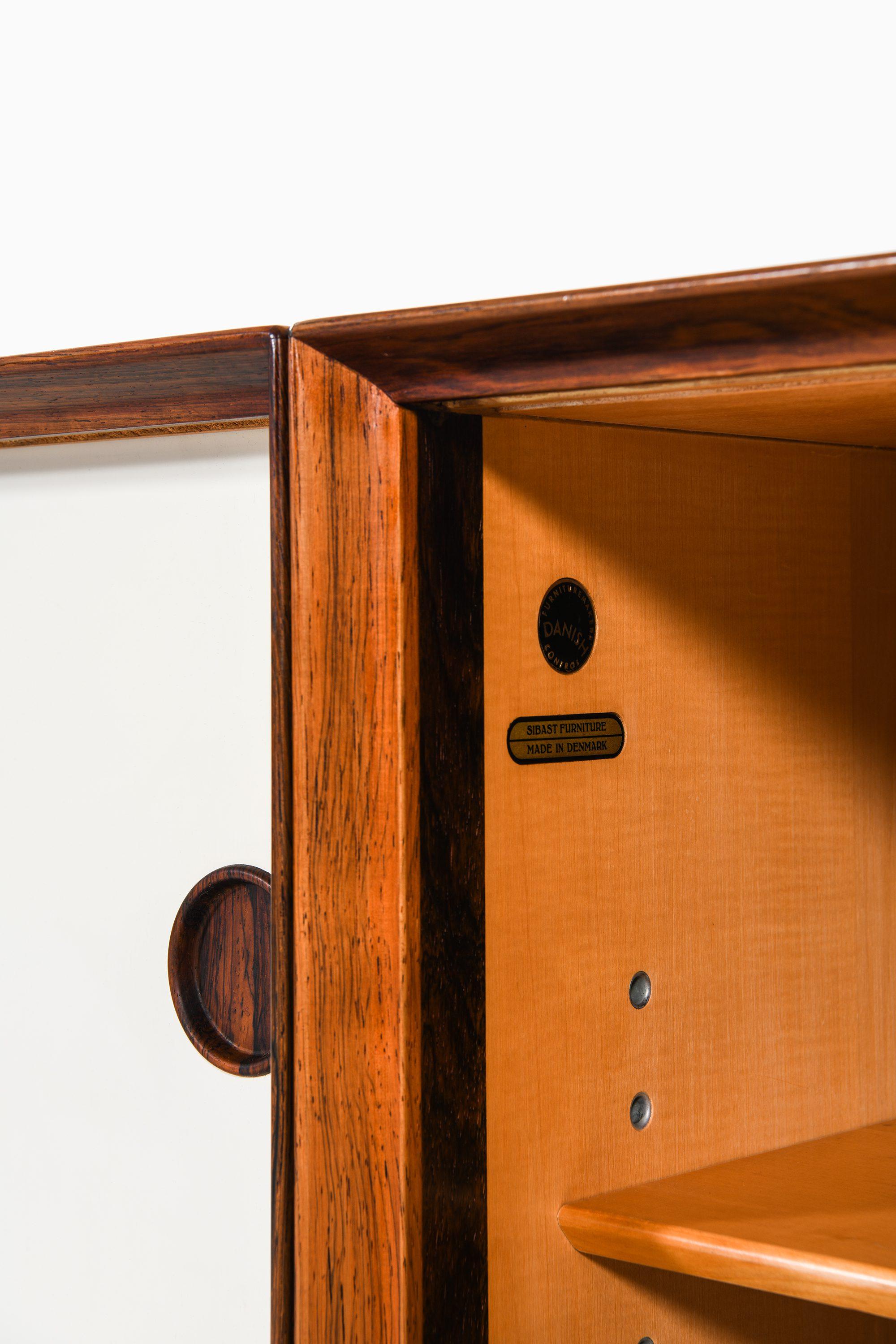XX secolo Coppia di credenze indipendenti in palissandro e formica di Arne Vodder, anni '50 in vendita