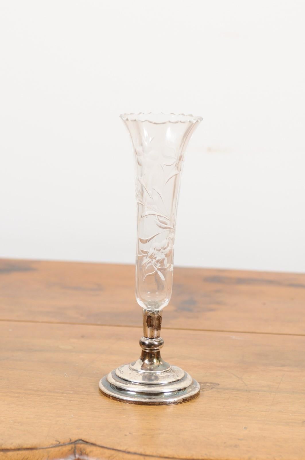 19th Century Pair of French 1820s Restauration Period Crystal Bud Vases with Silver Bases