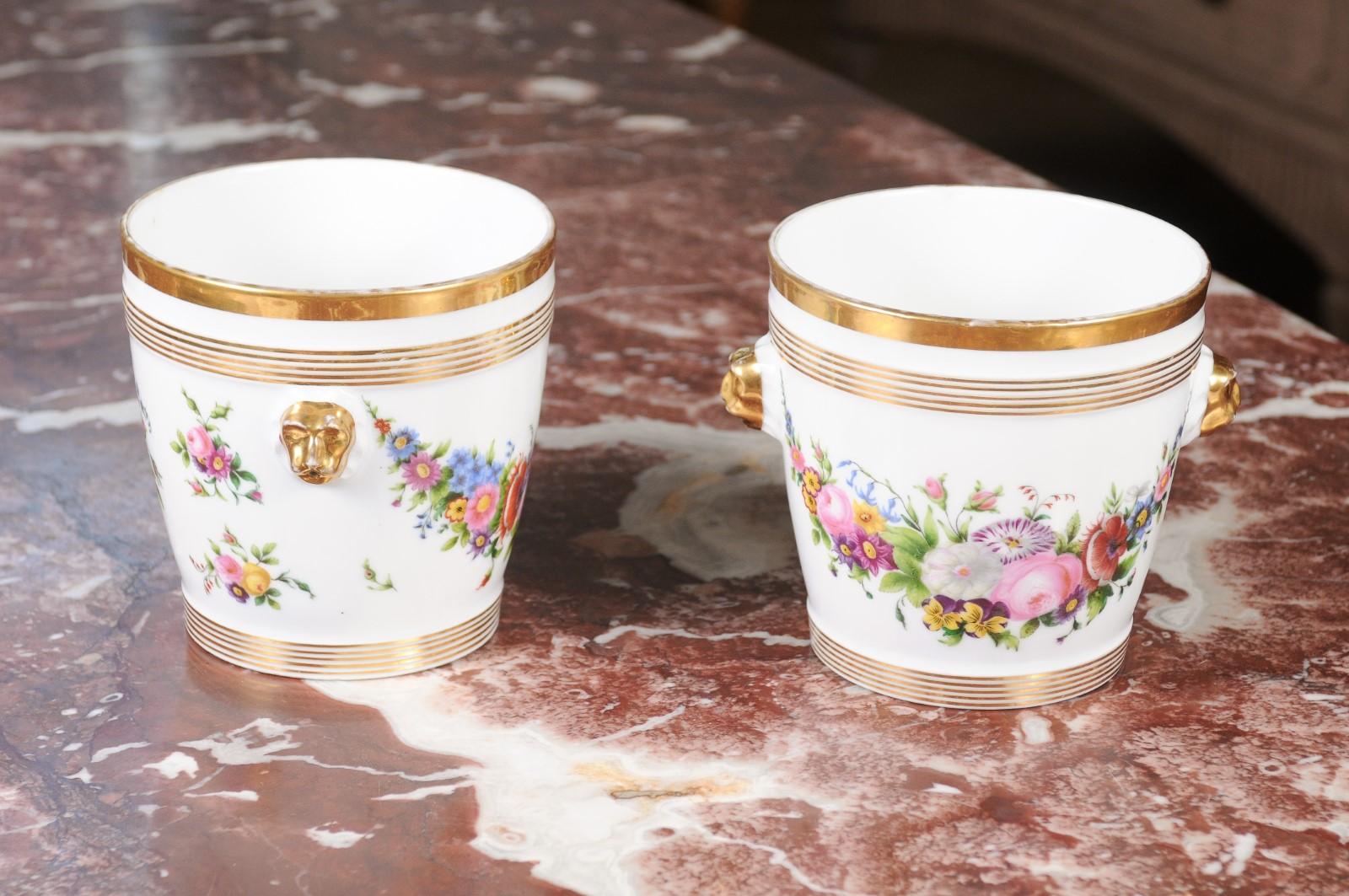 Gilt Pair of French 1840s Louis-Philippe Paris Porcelain Cachepots with Floral Décor