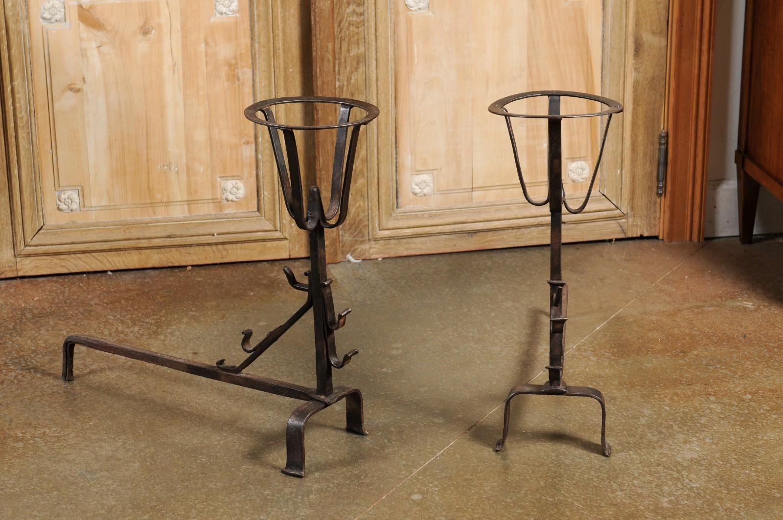 Iron Pair of French 1870s Napoléon III Period Andirons with Circular Tops For Sale