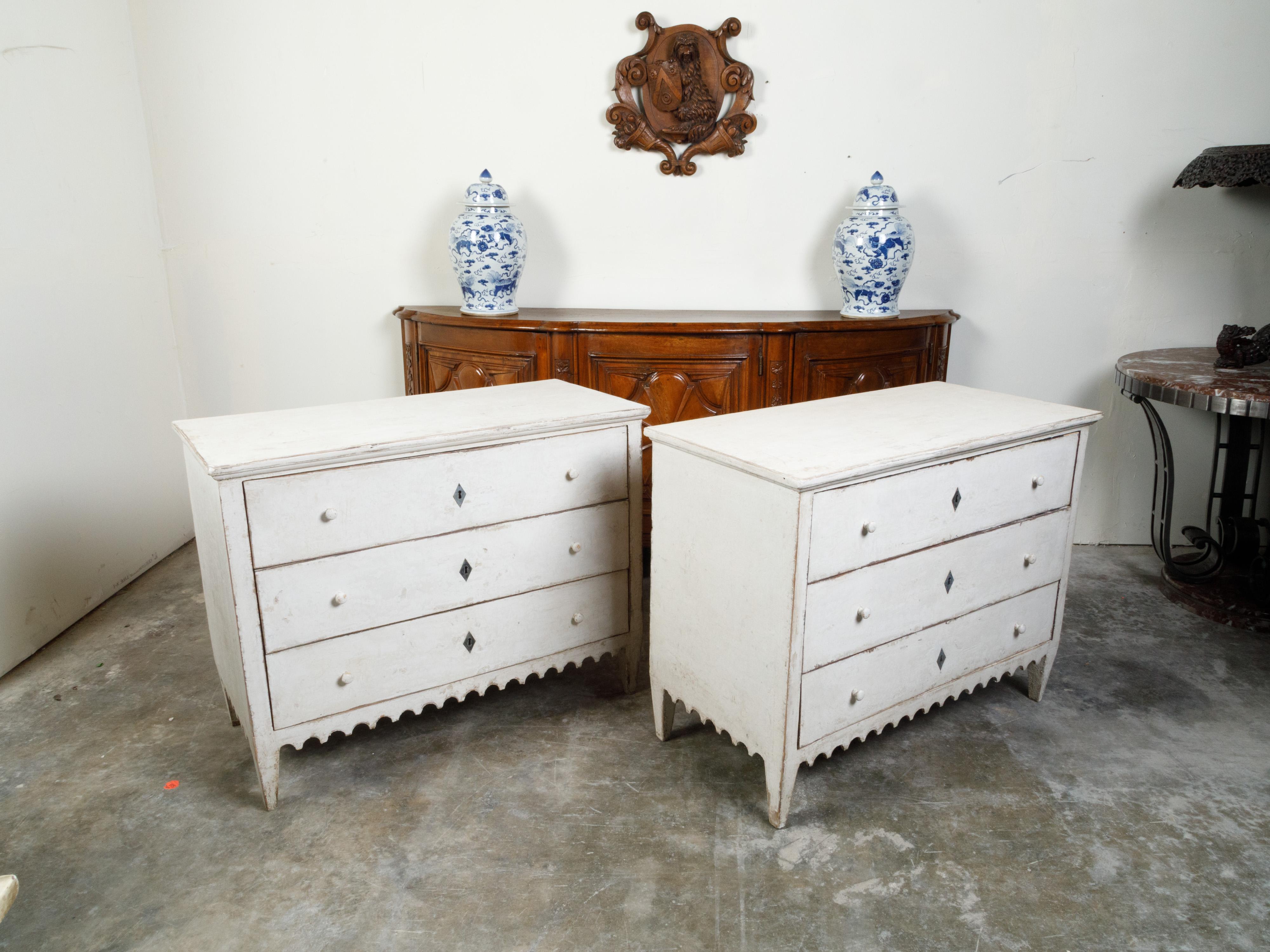 Pair of French 1870s Three-Drawer Commodes with Scalloped Aprons and New Paint 2