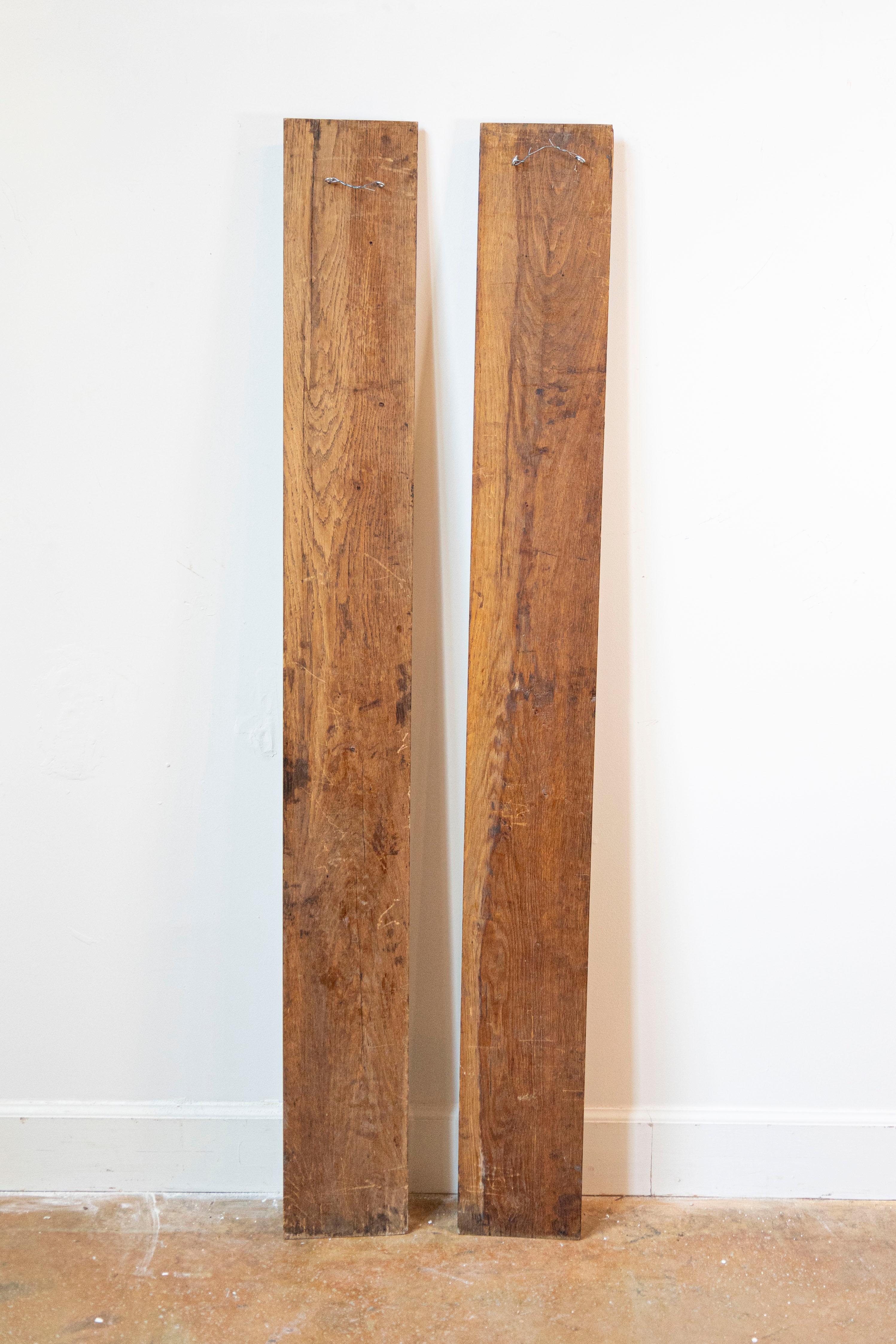 Pair of French 1890s Carved Wooden Panels with Ribbon-Tied Bouquets and Urns For Sale 3