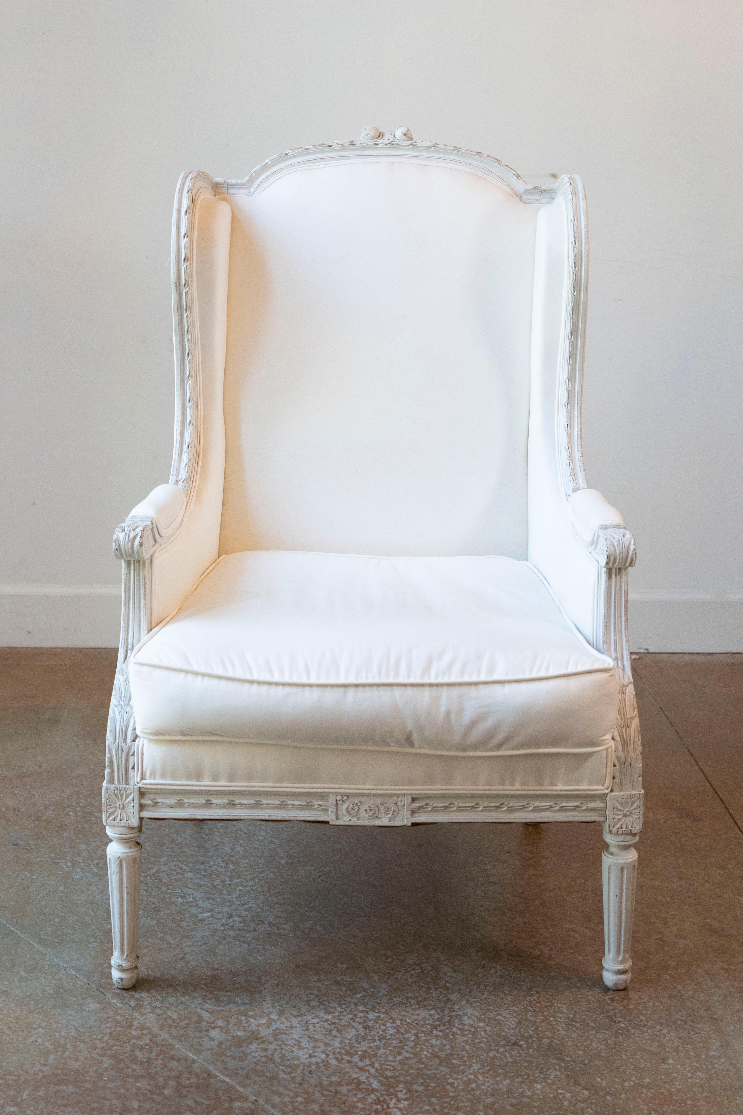 Carved Pair of French 1890s Louis XVI Style Painted Wood Bergère Chairs with Upholstery