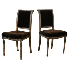 Paar französische Directoire-Stühle des 18. Jahrhunderts