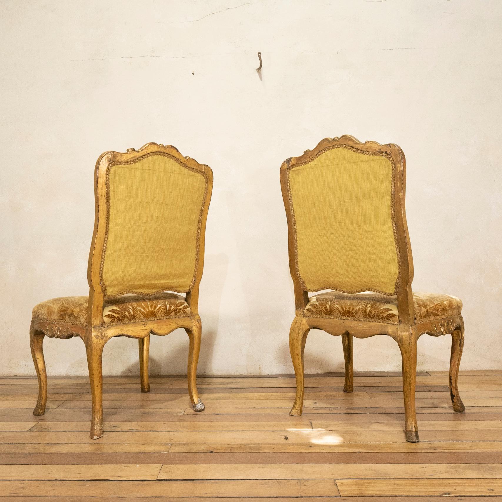 Pair of 18th Century French Louis XV Giltwood Side Chairs Upholstered - Gold  In Good Condition For Sale In Basingstoke, Hampshire