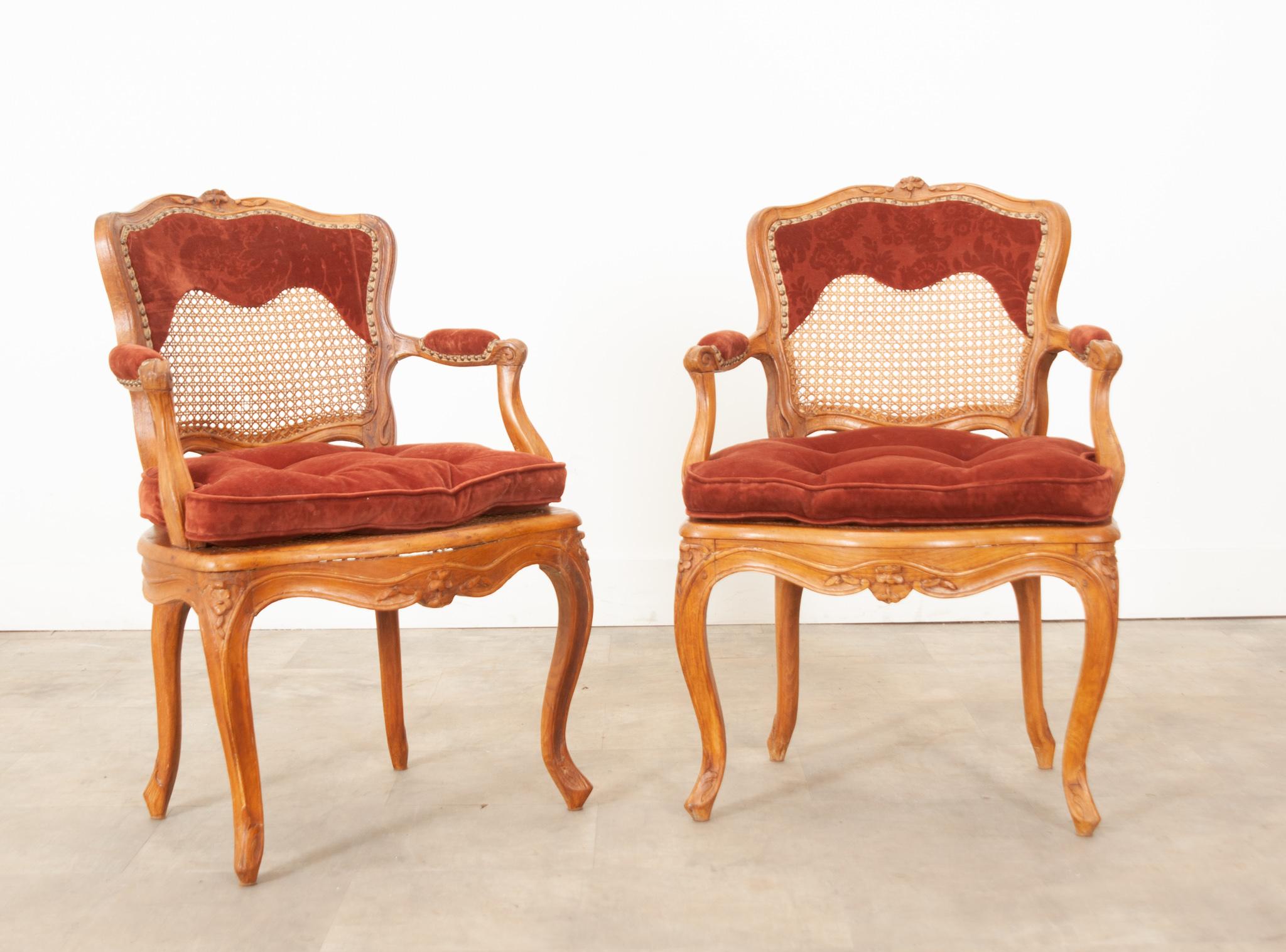 Pair of French 18th Century Louis XV Style  Fauteuils In Good Condition For Sale In Baton Rouge, LA
