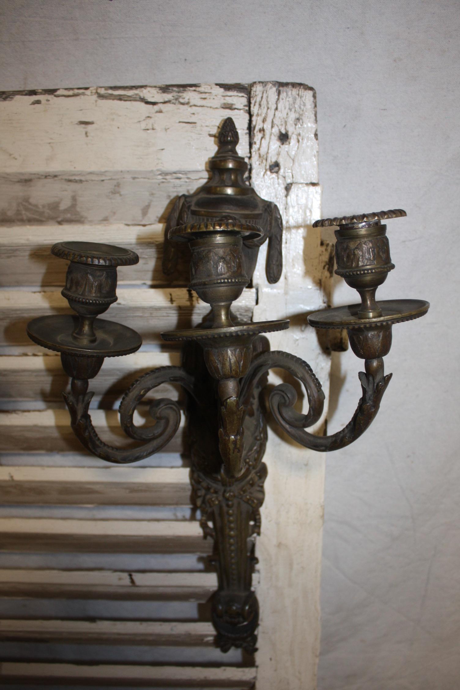 Pair of French 18th Century Sconces For Sale 1
