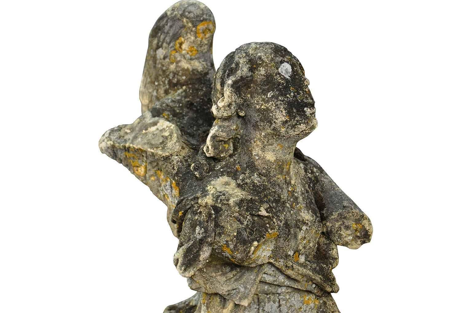 Pair of French 18th Century Stone Angels 4